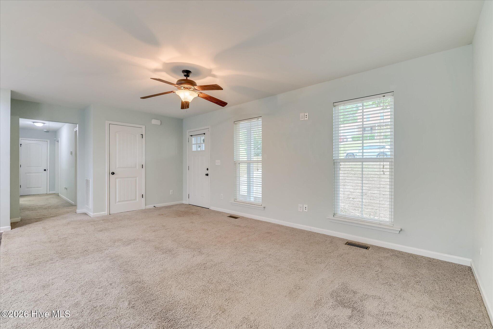 605 Ridgefield Drive Property Photo 11