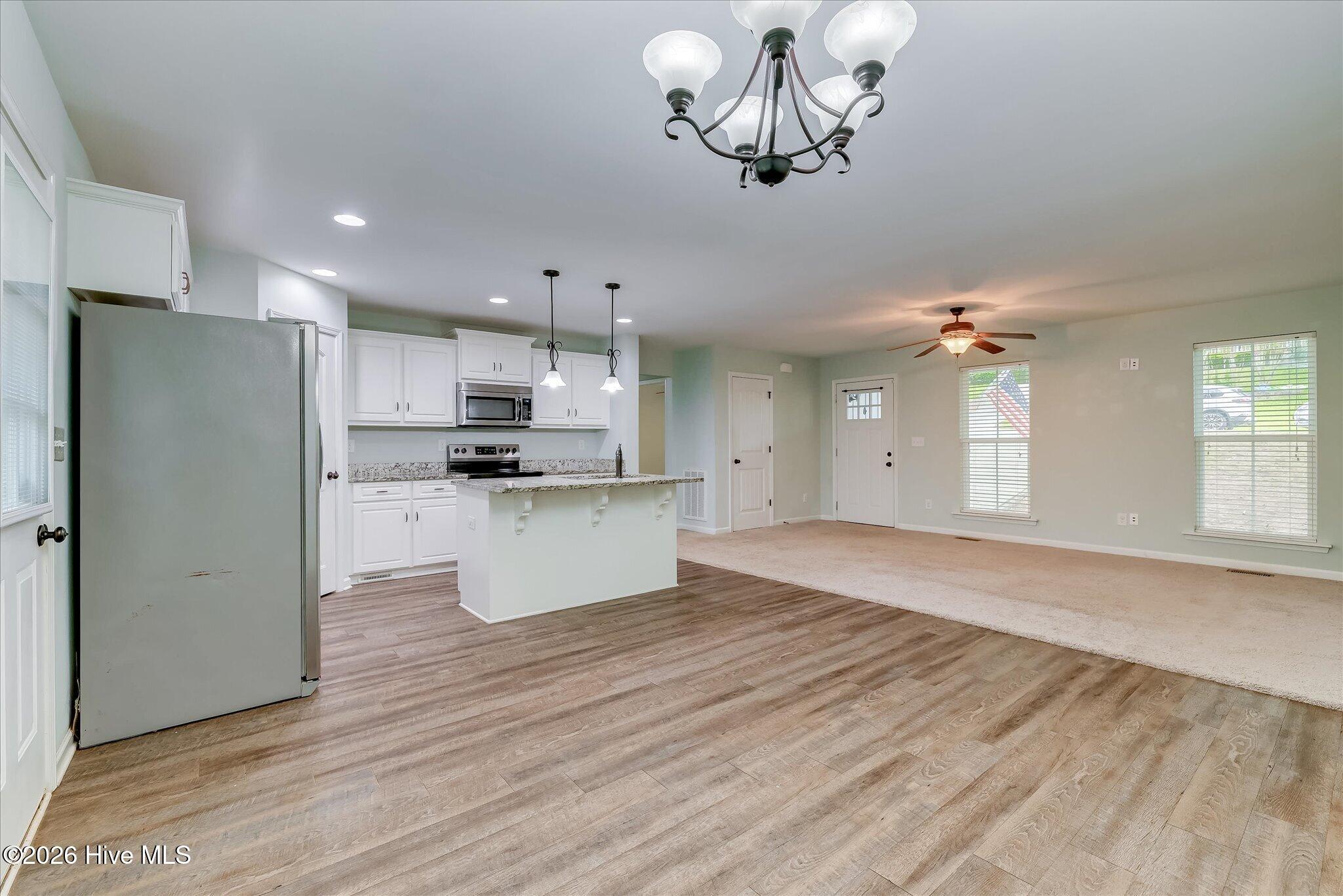605 Ridgefield Drive Property Photo 14