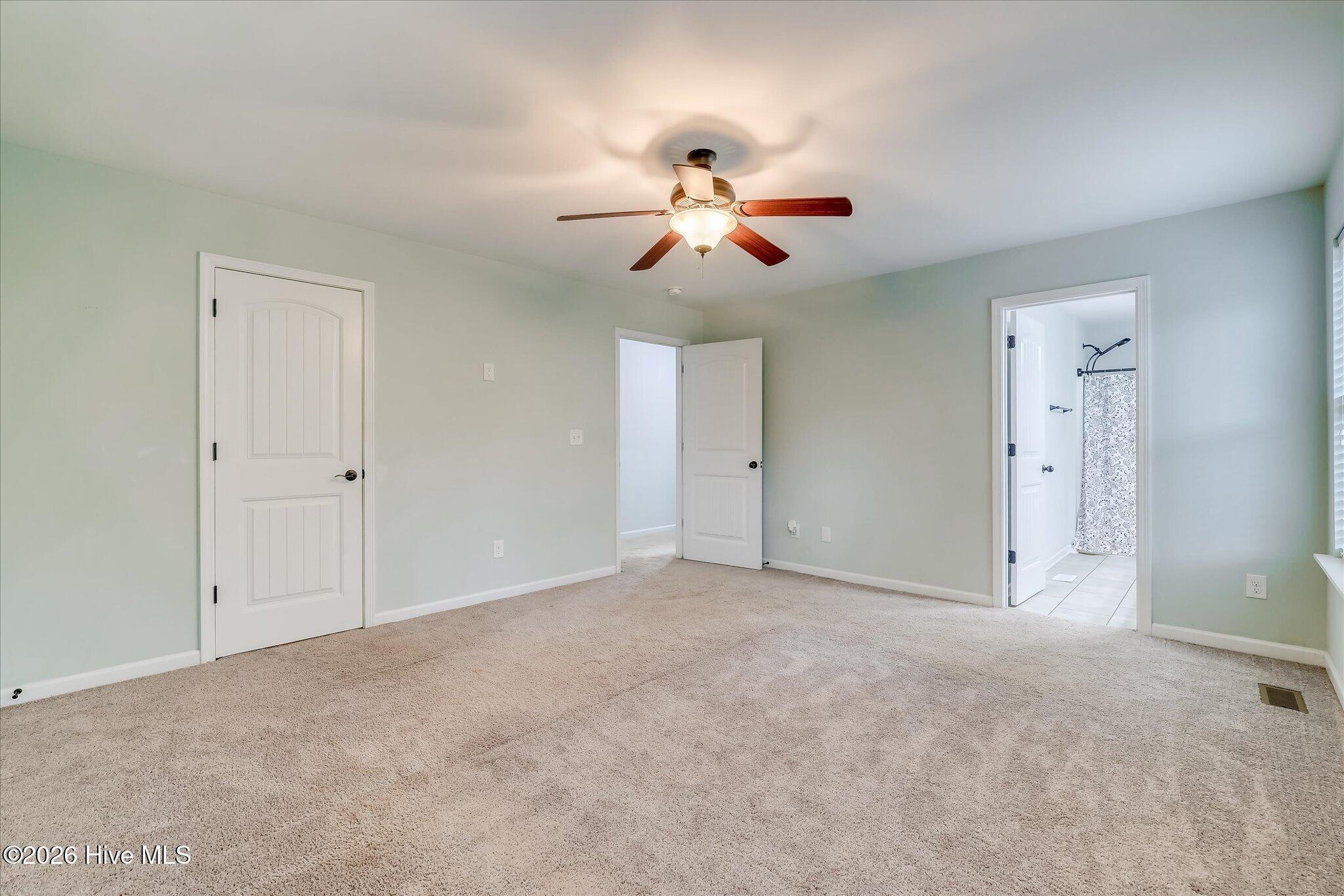605 Ridgefield Drive Property Photo 18