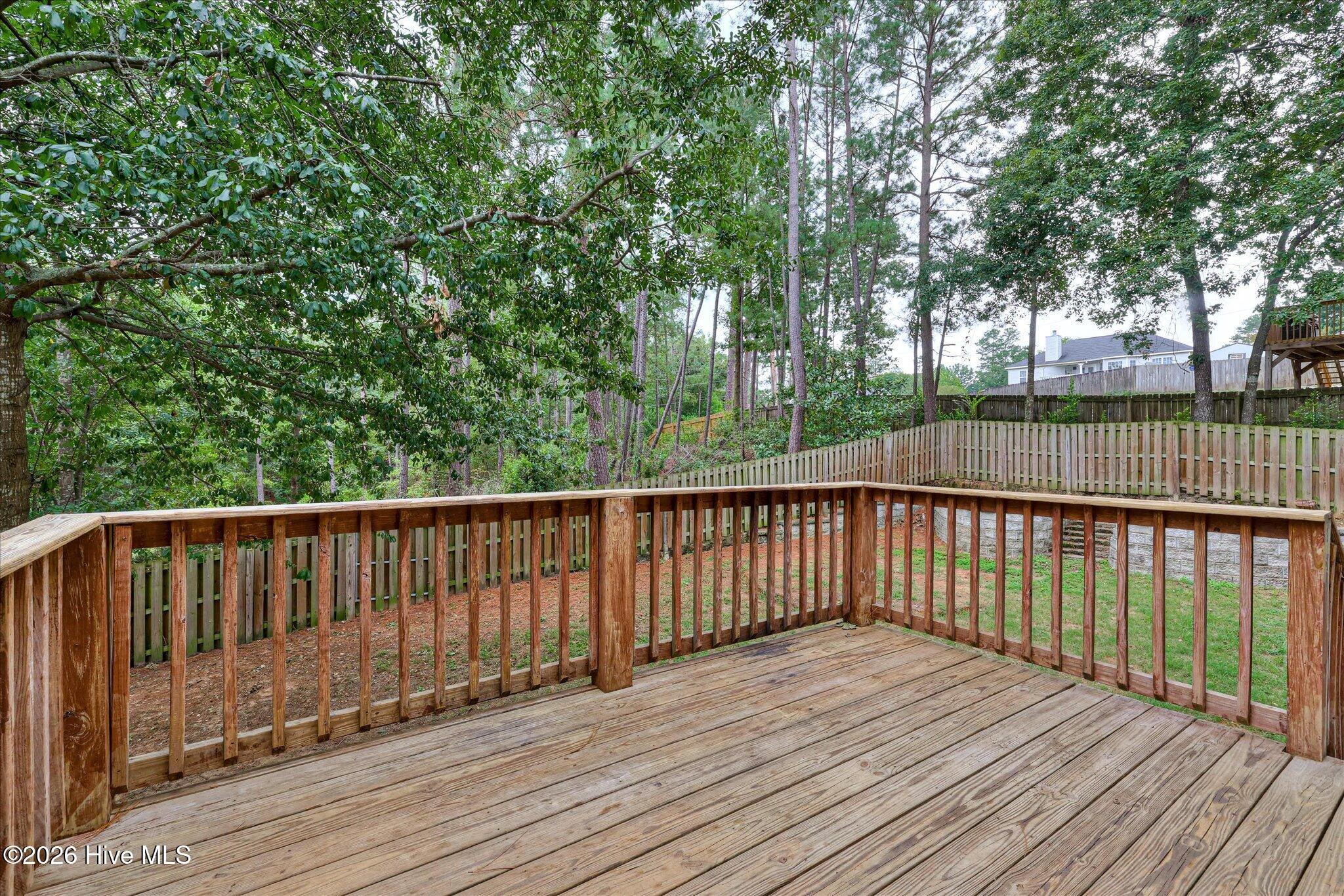 605 Ridgefield Drive Property Photo 27