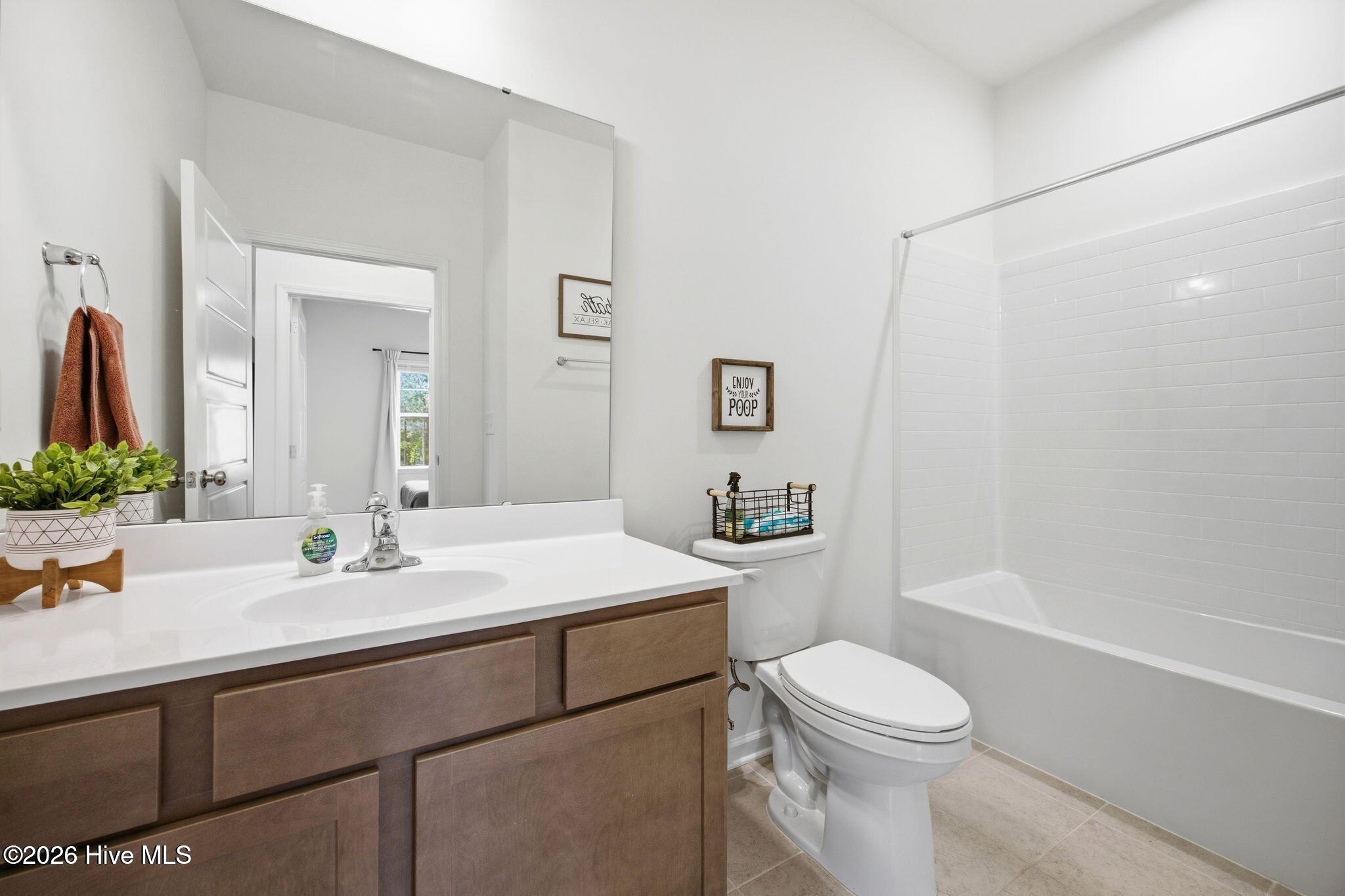 315 Enfield Drive Property Photo 4