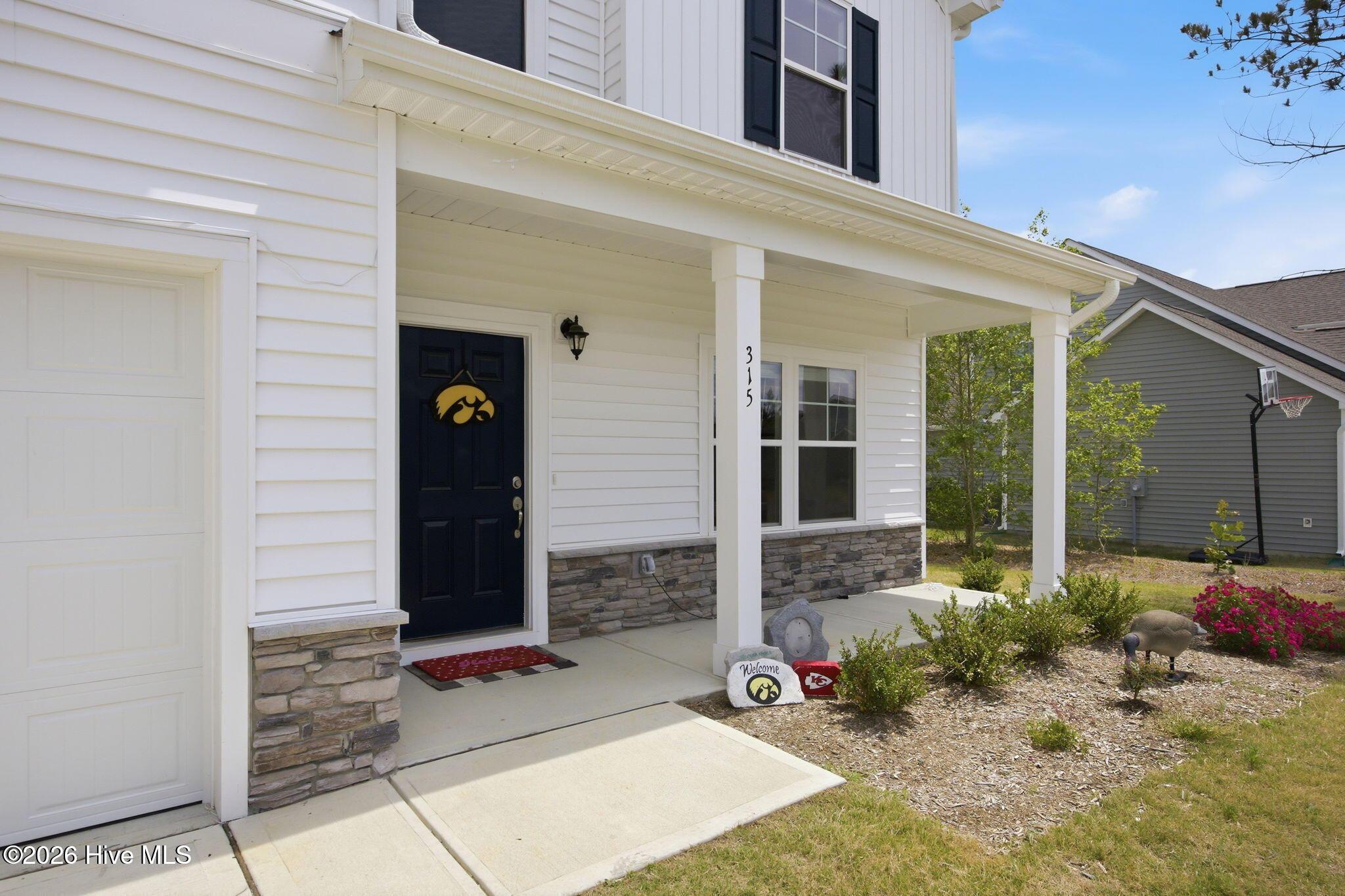 315 Enfield Drive Property Photo 28