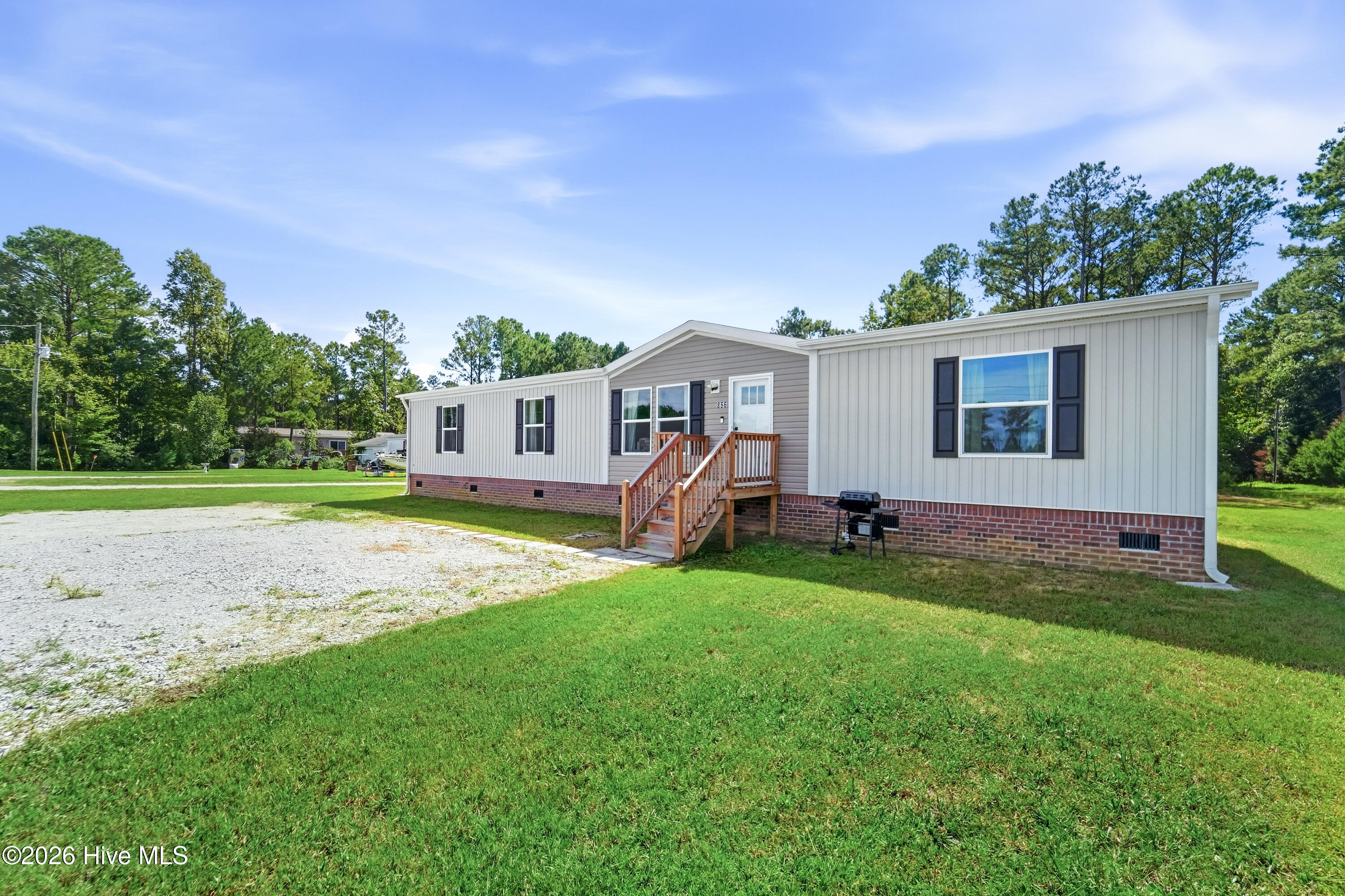 856 Old 30 Road Property Photo 1