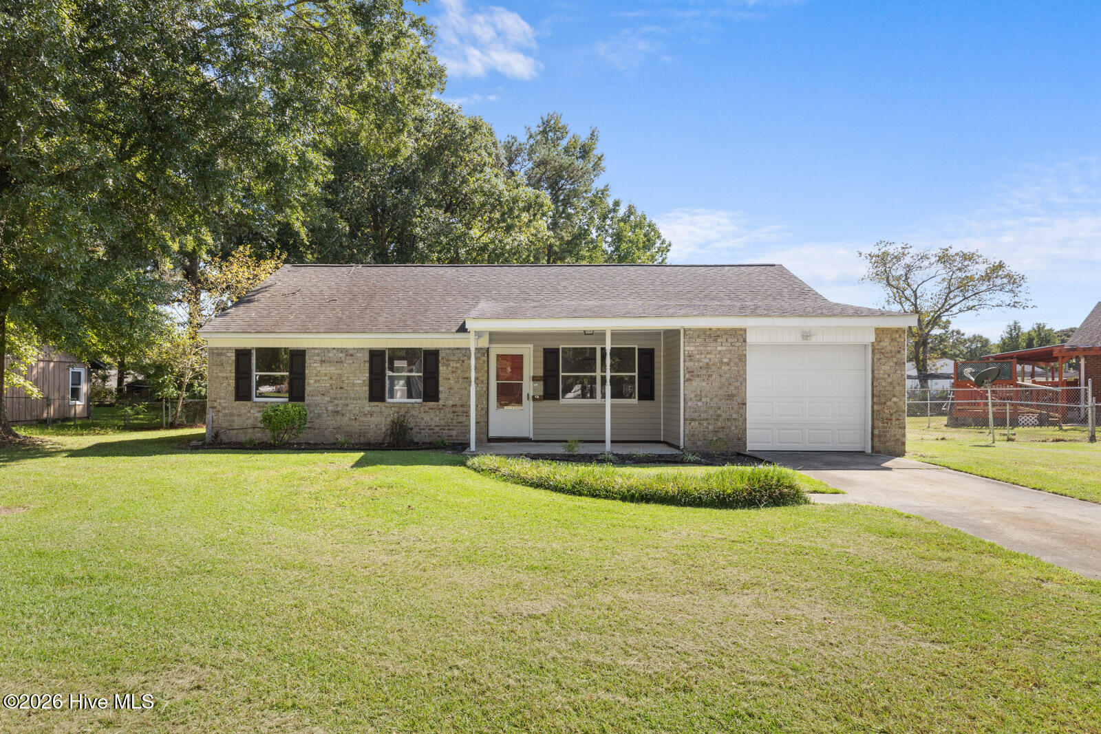 402 Sterling Road Property Photo 1