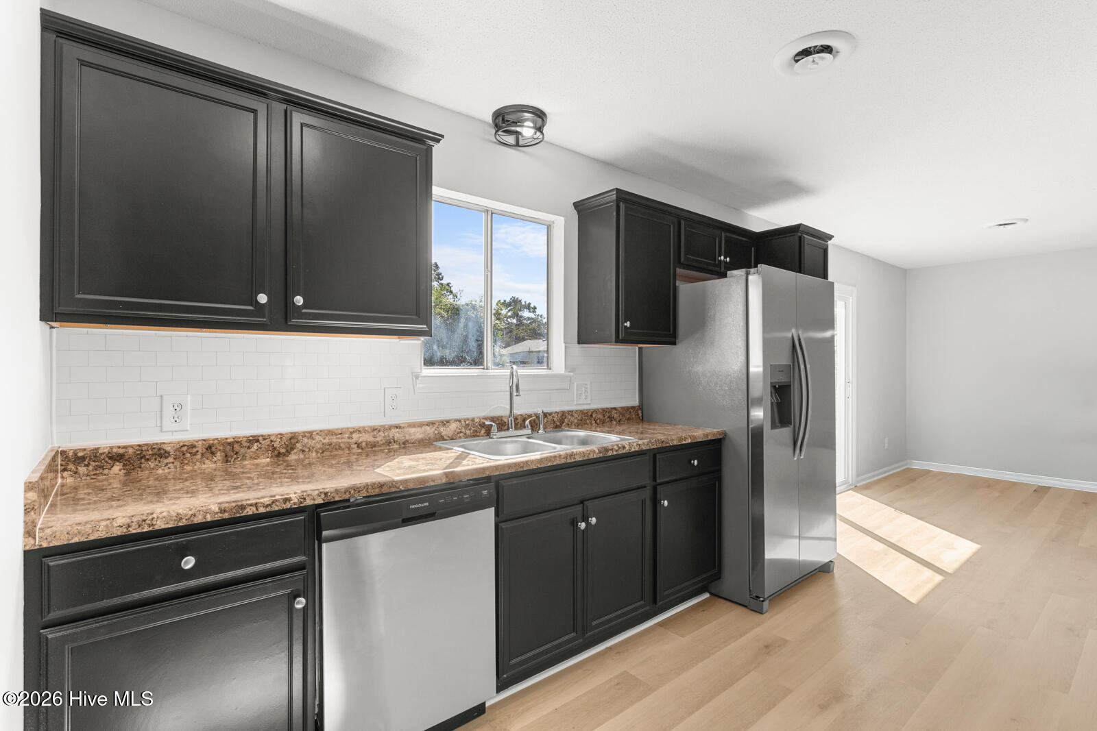 402 Sterling Road Property Photo 5