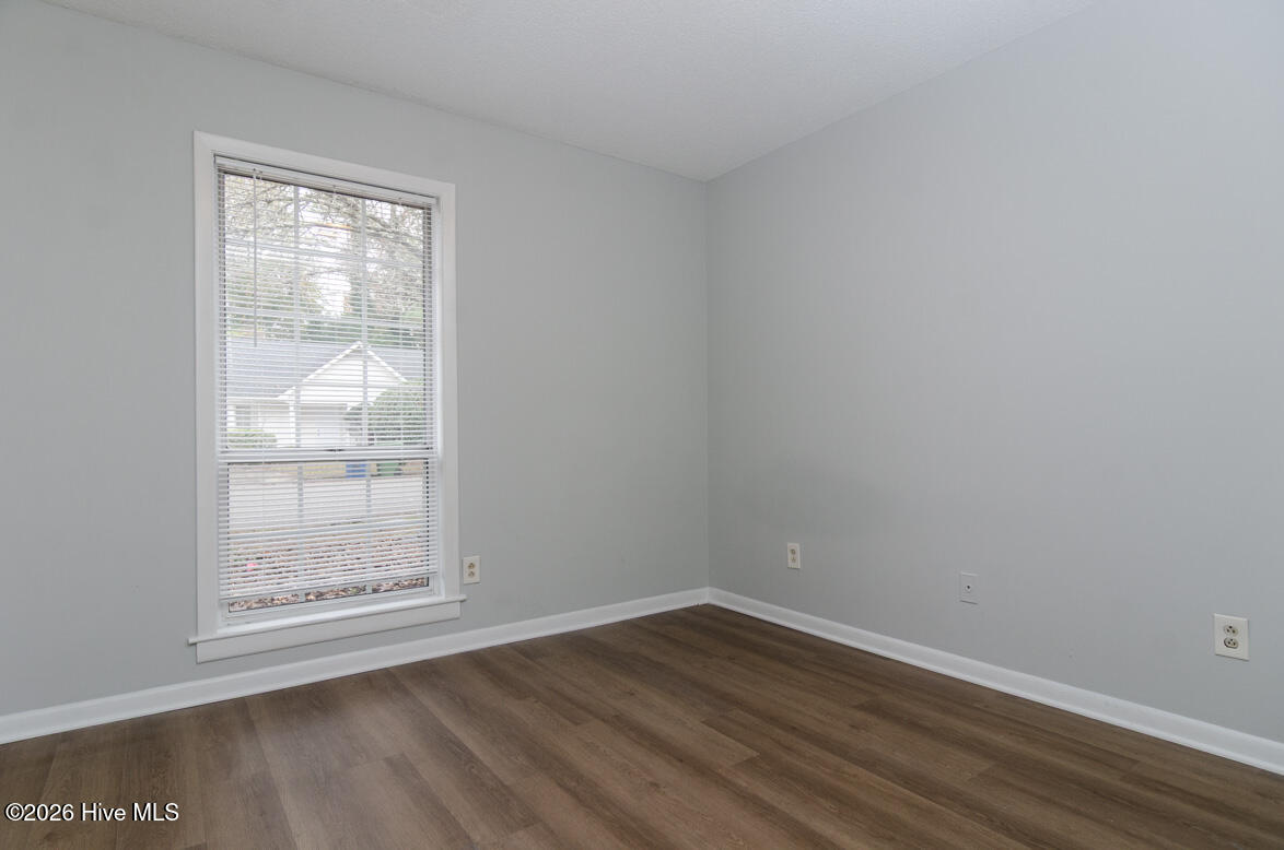 819 Varsity Drive Property Photo 15