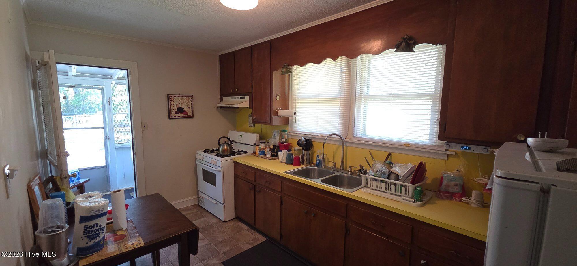 730 Sunset Avenue Property Photo 13