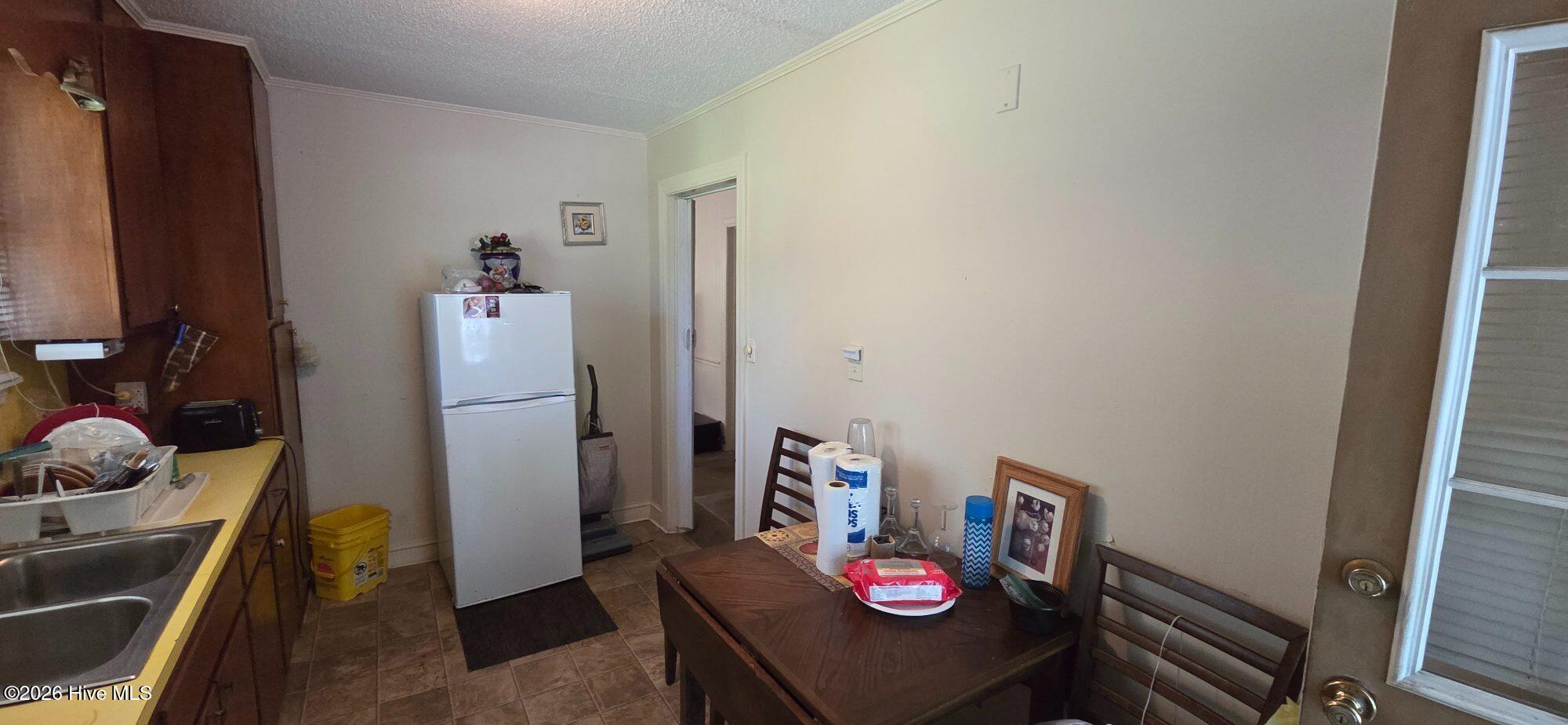 730 Sunset Avenue Property Photo 34