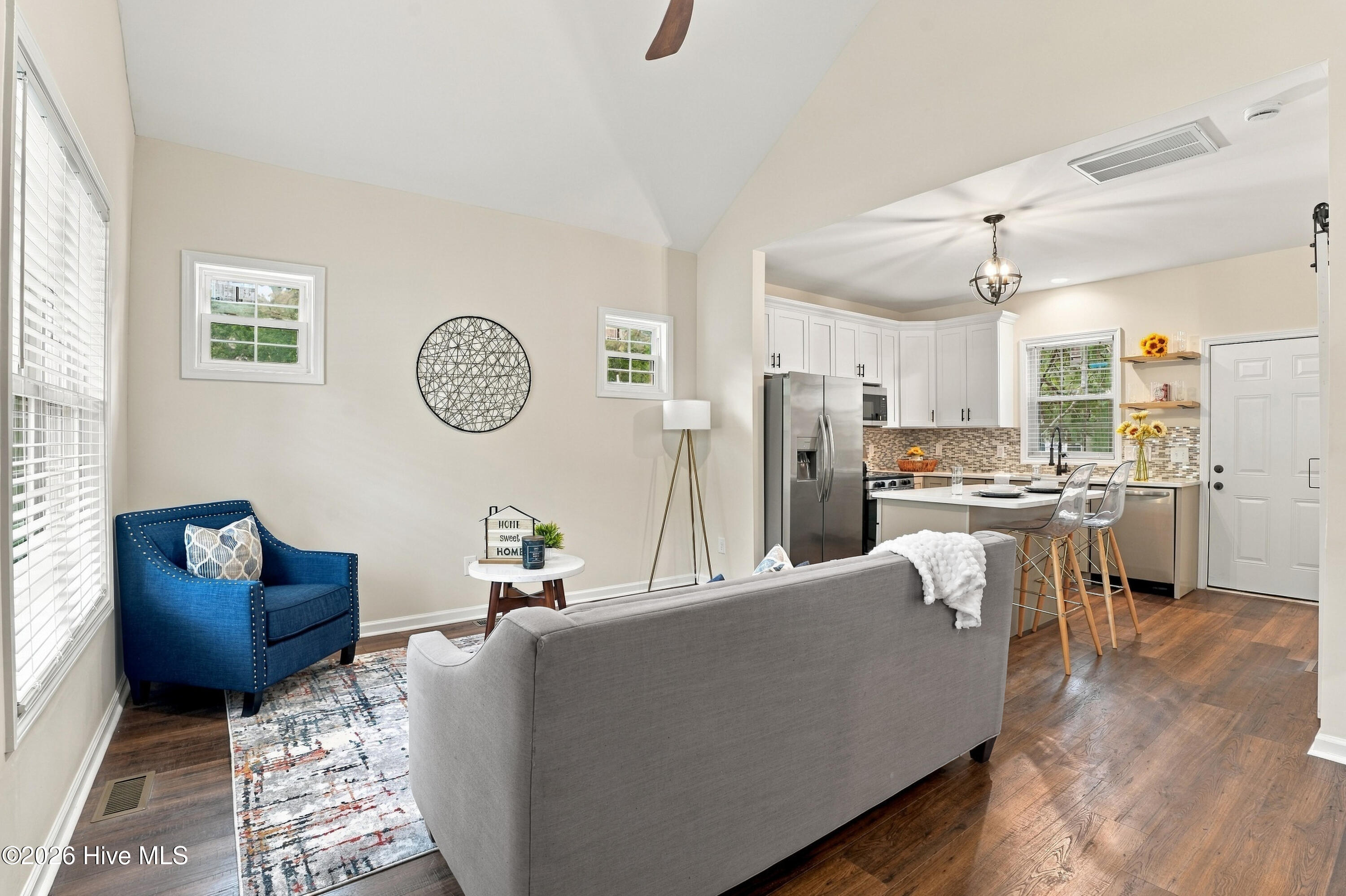925 Branch Street Property Photo 15