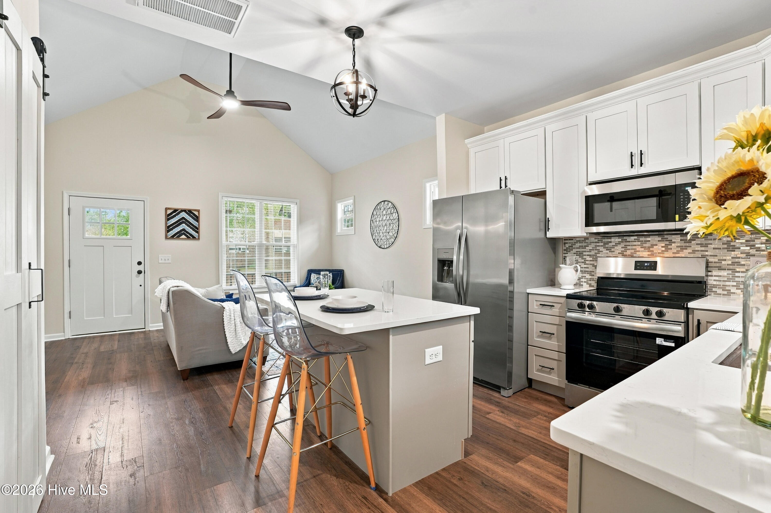 925 Branch Street Property Photo 19