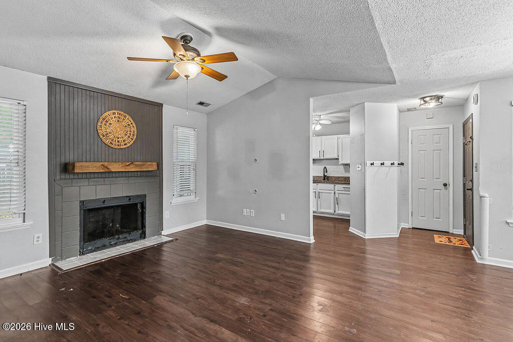 2624 Brookfield Drive Property Photo 13