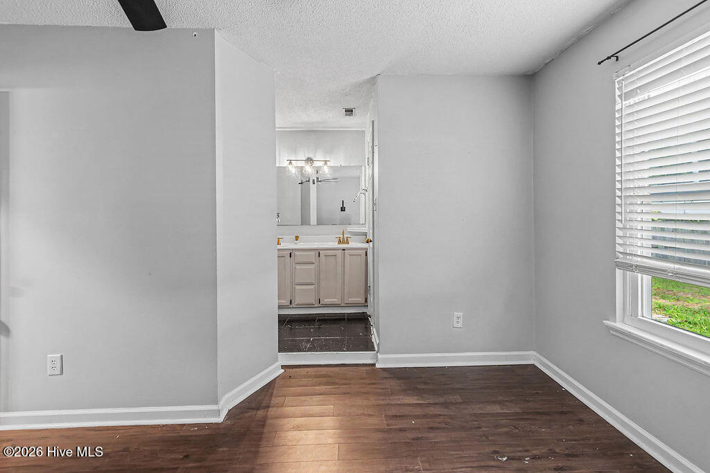 2624 Brookfield Drive Property Photo 25