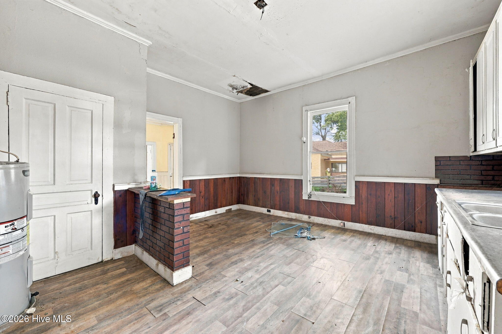 653 Third Street Property Photo 15