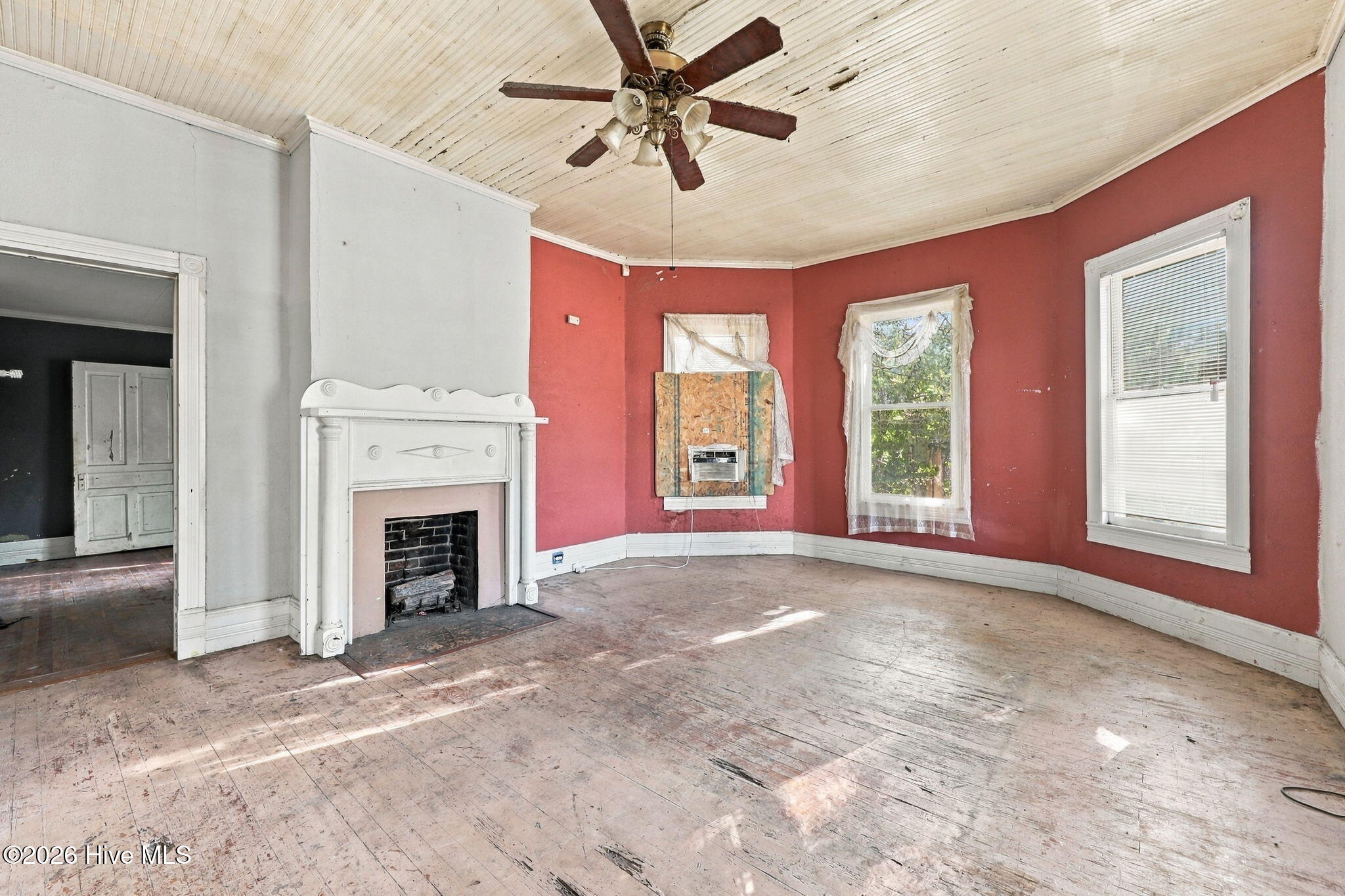 653 Third Street Property Photo 20