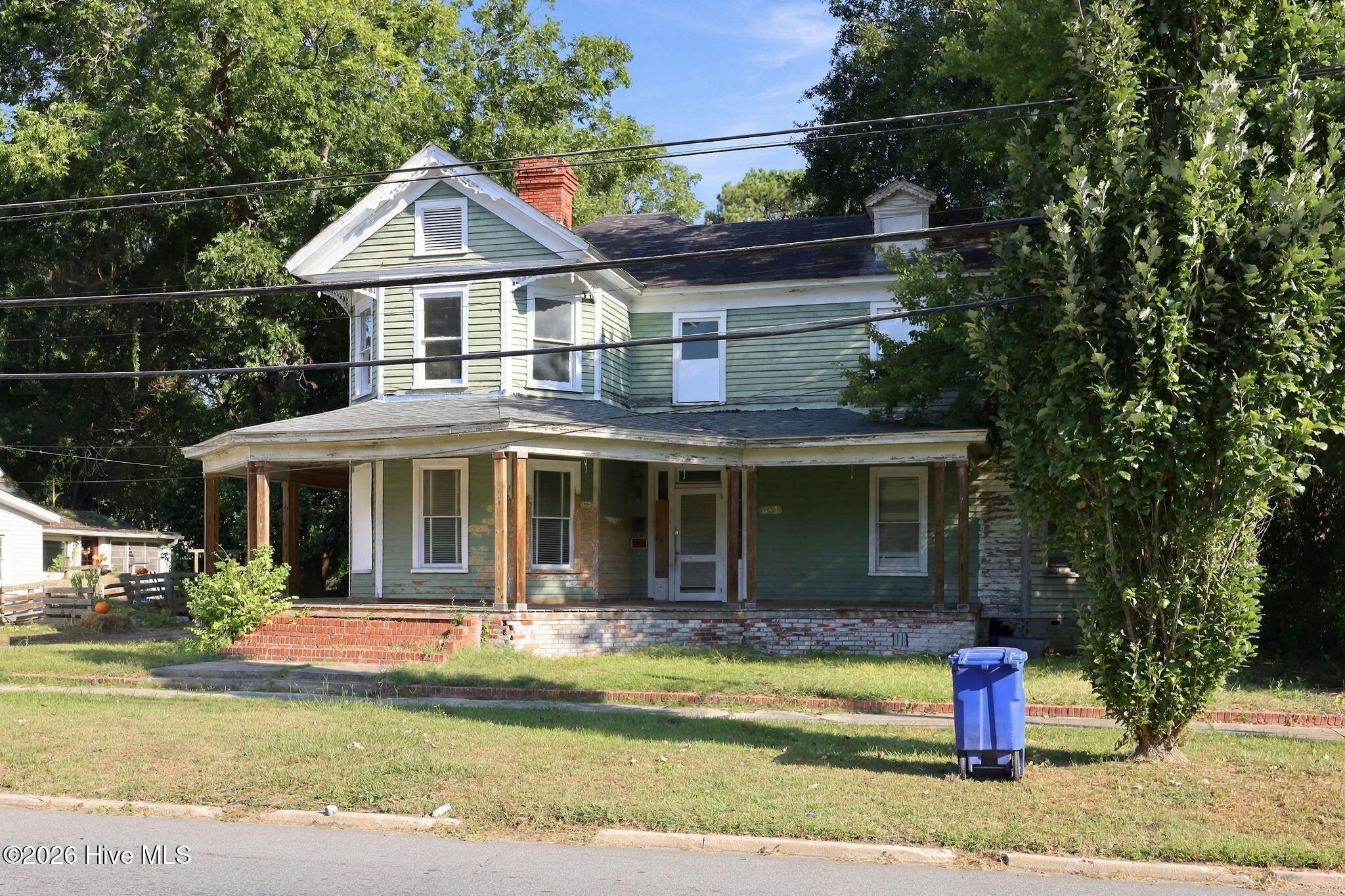 653 Third Street Property Photo 37