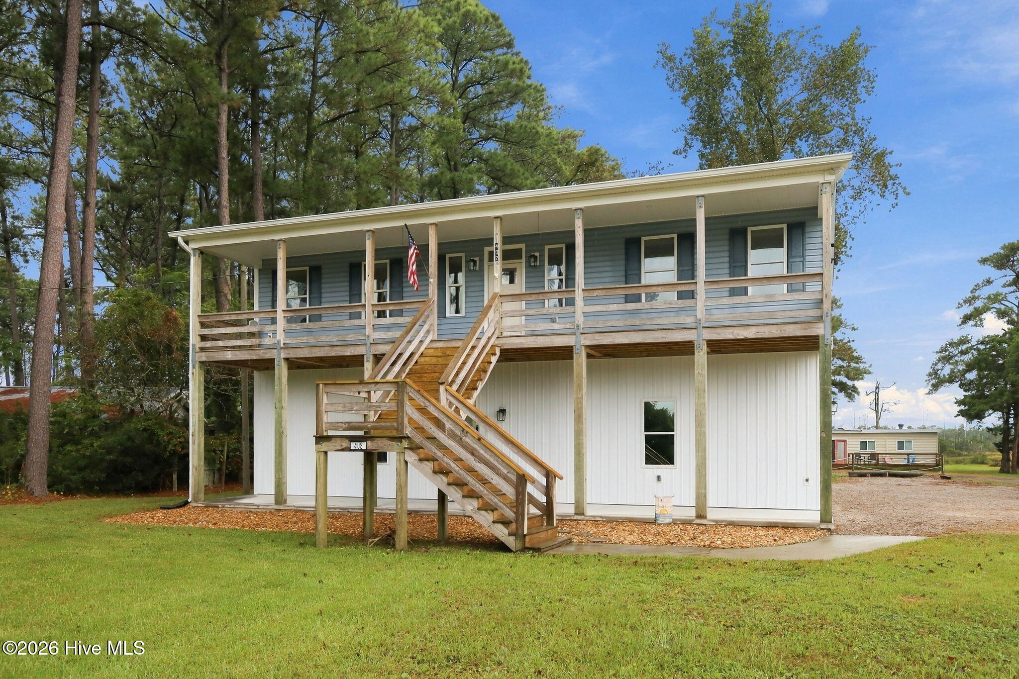 402 Gillikin Road Property Photo 3