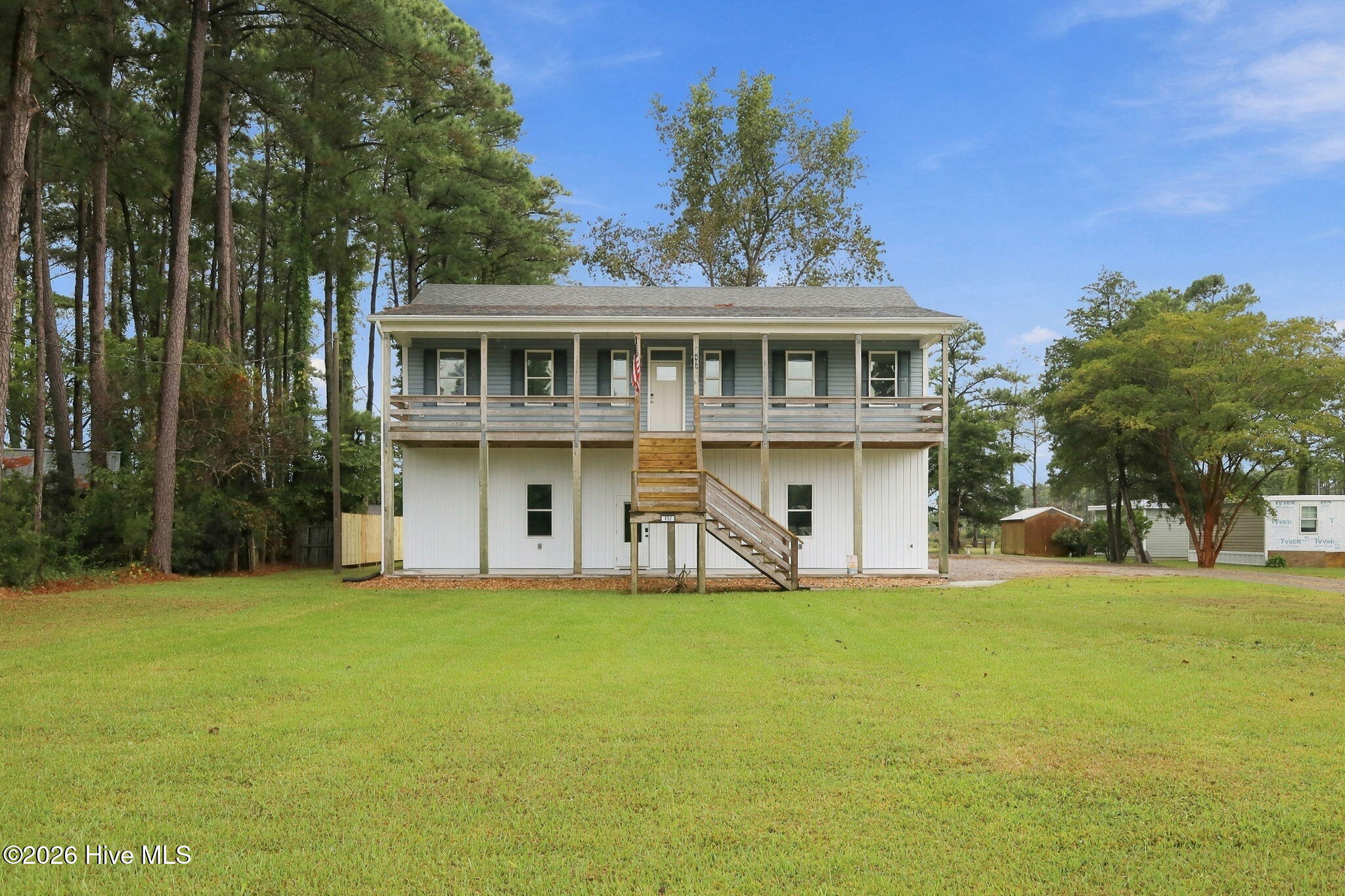 402 Gillikin Road Property Photo 7