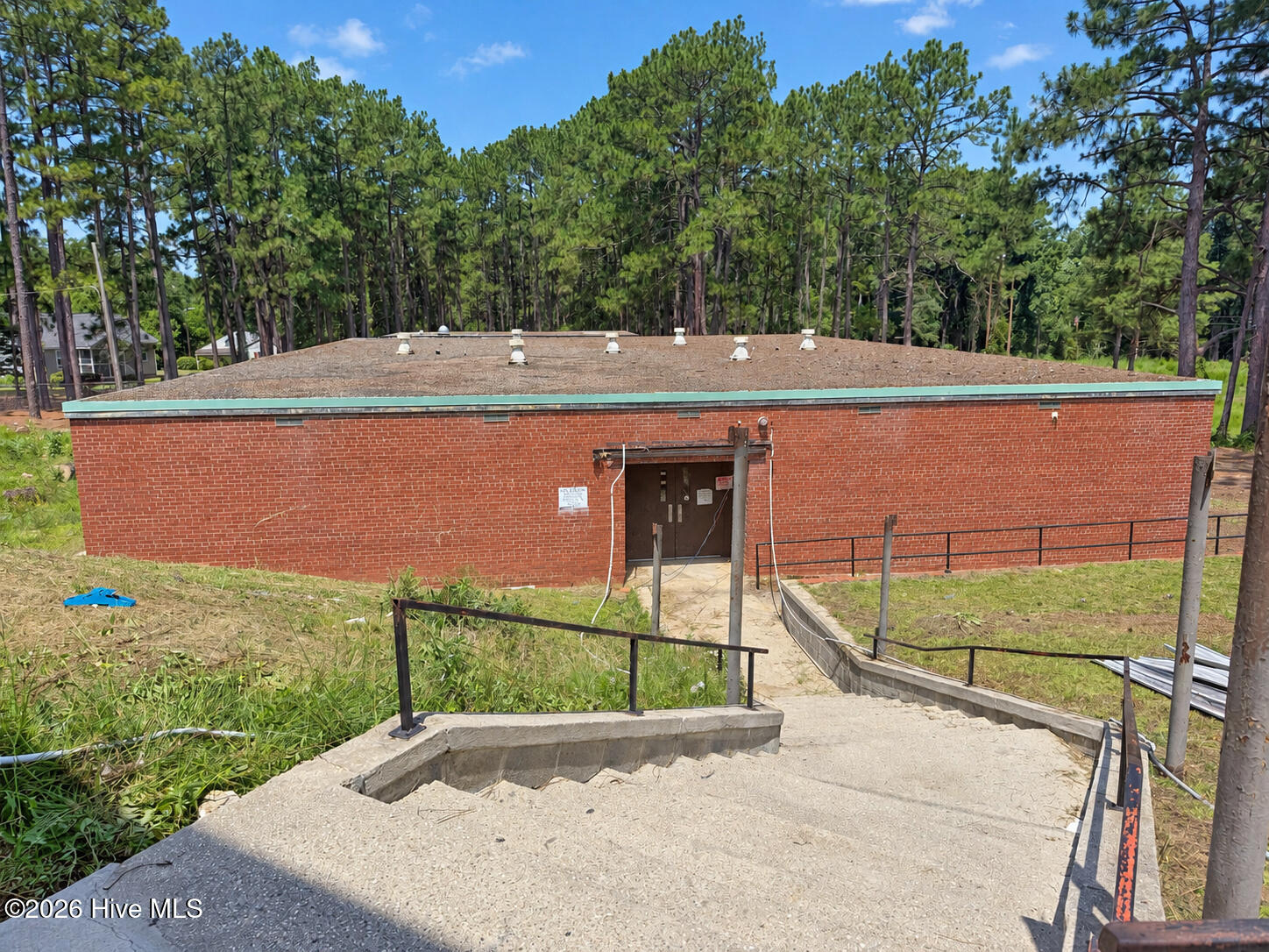516 W Chapin Road Property Photo 2