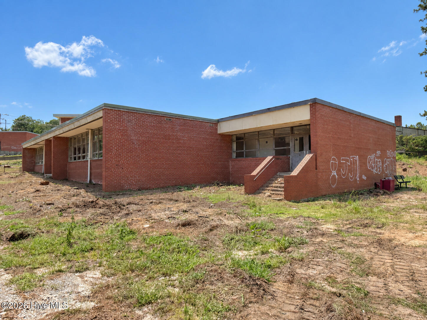 516 W Chapin Road Property Photo 6