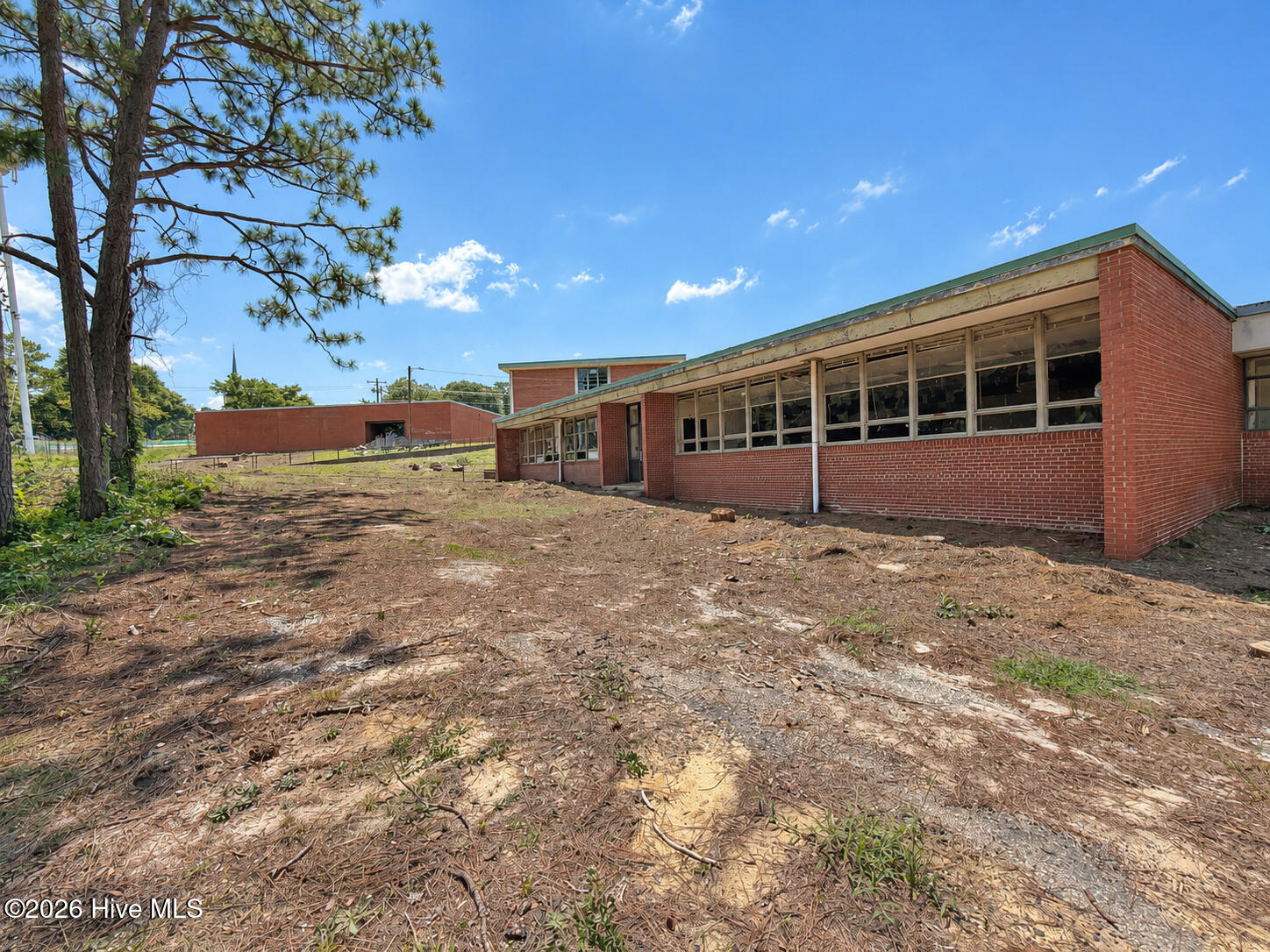 516 W Chapin Road Property Photo 8