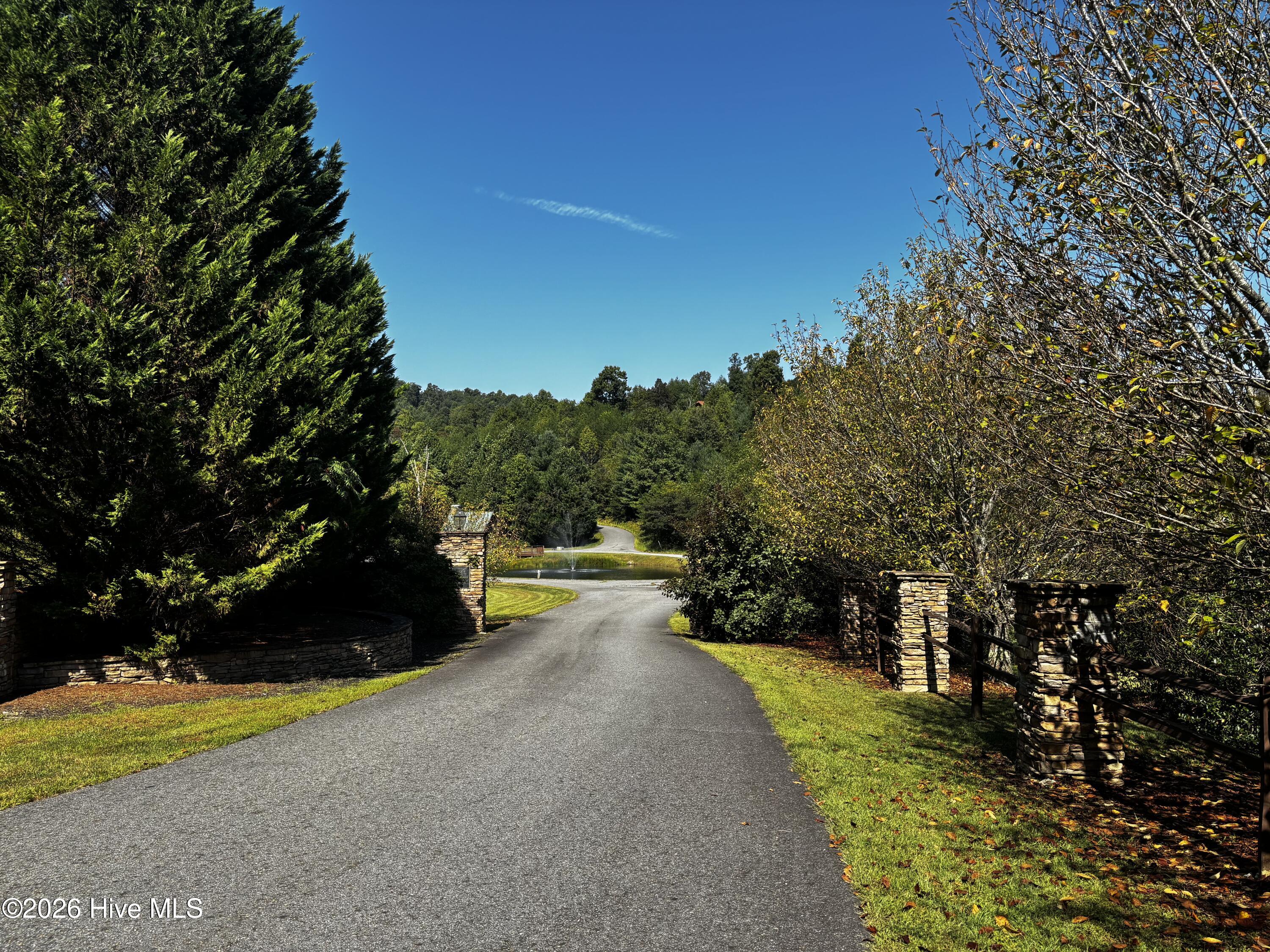 00 35 Highland Ridge Trail Property Photo 7