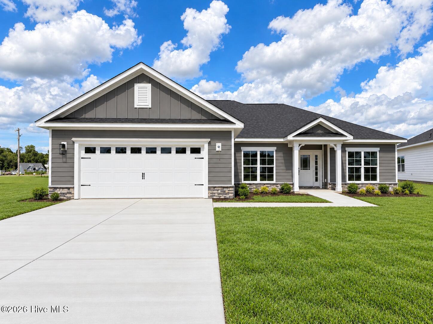 2133 Sandbrook Loop Property Photo 1