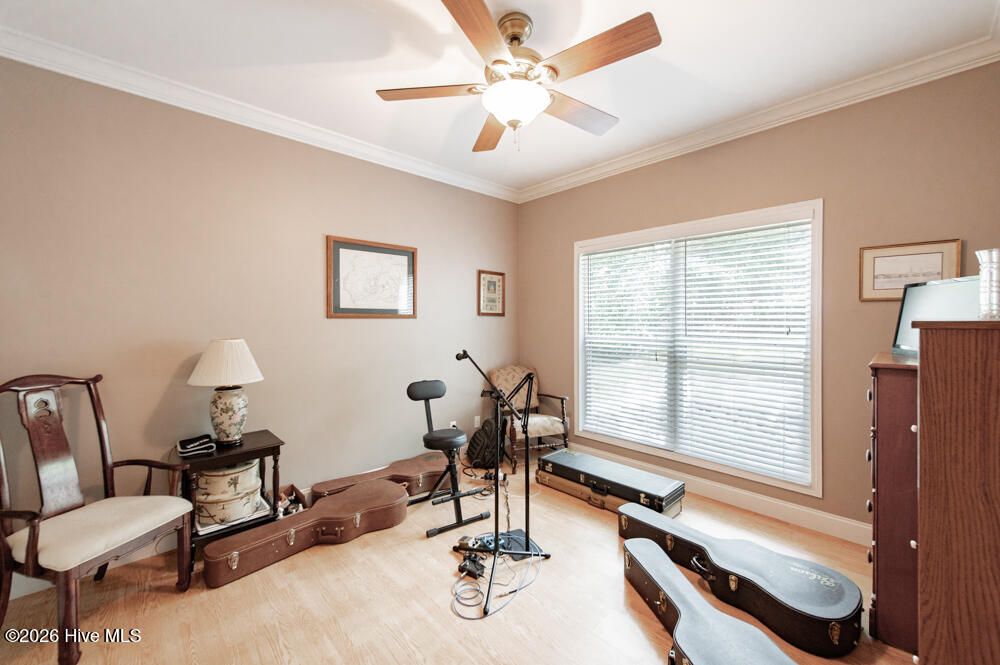 227 Laurel Heights Property Photo 21