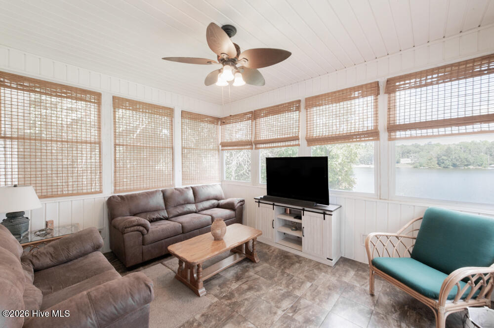 227 Laurel Heights Property Photo 25