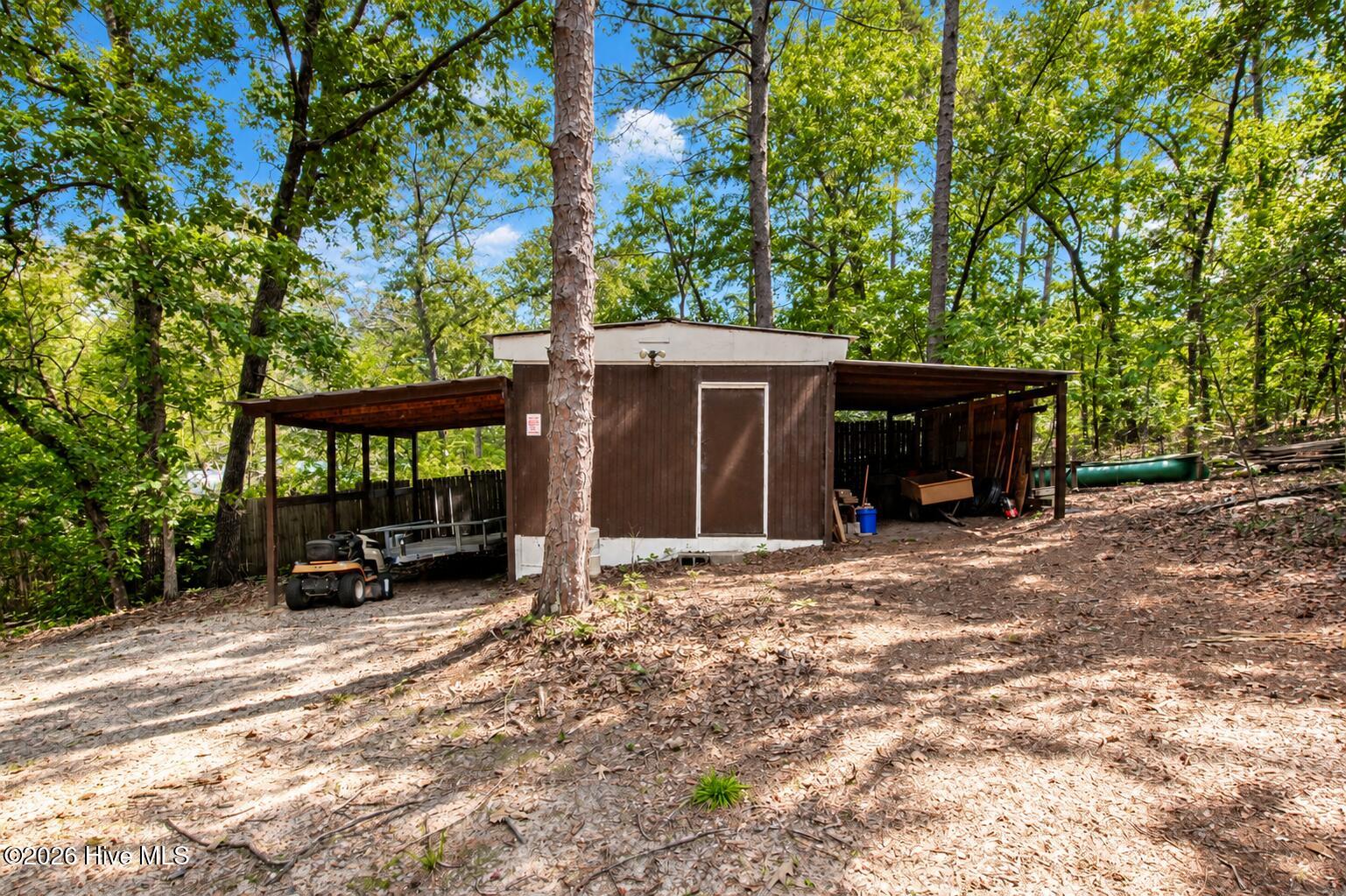 227 Laurel Heights Property Photo 28