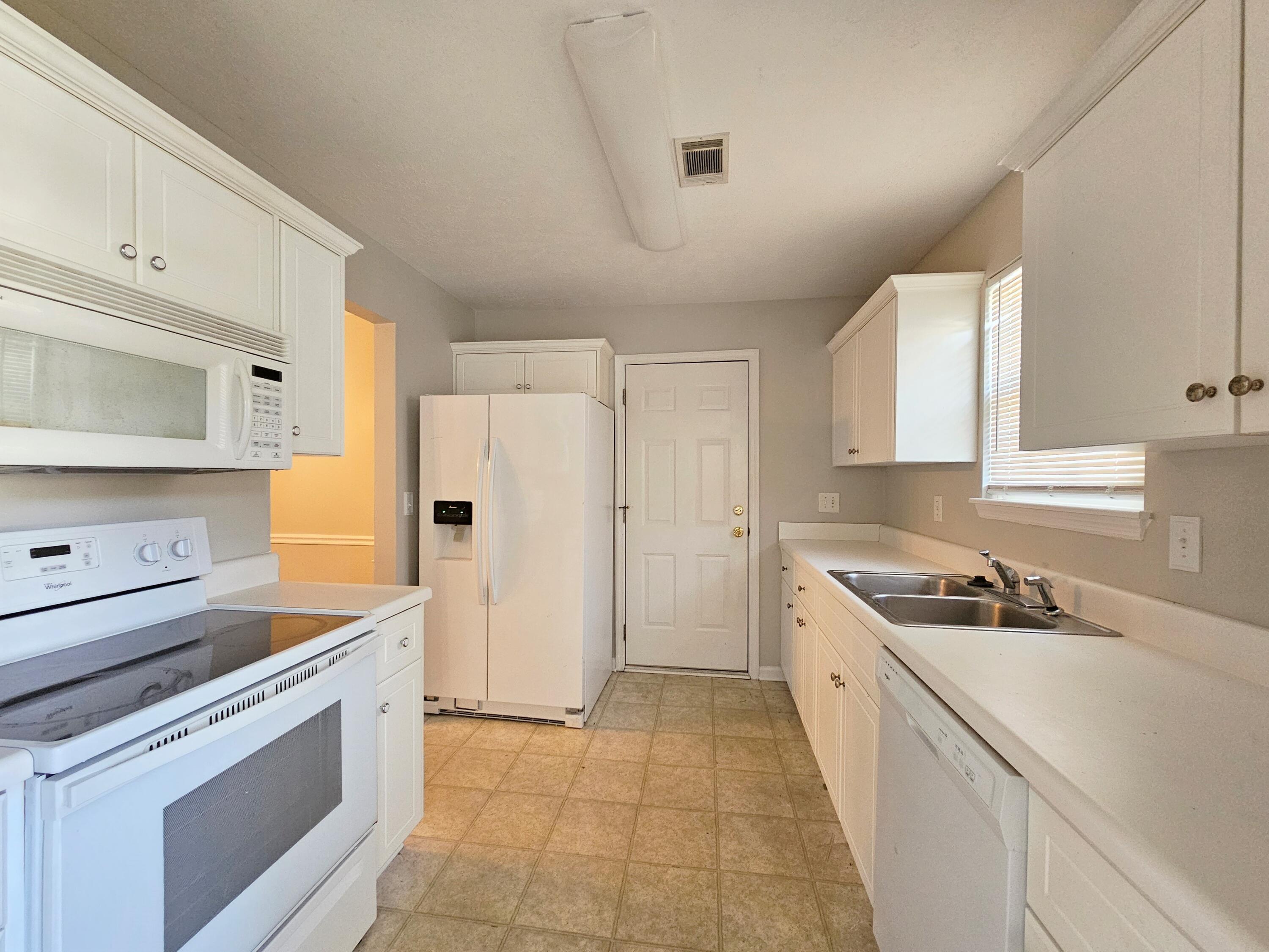 4724 Dursey Drive Property Photo 2