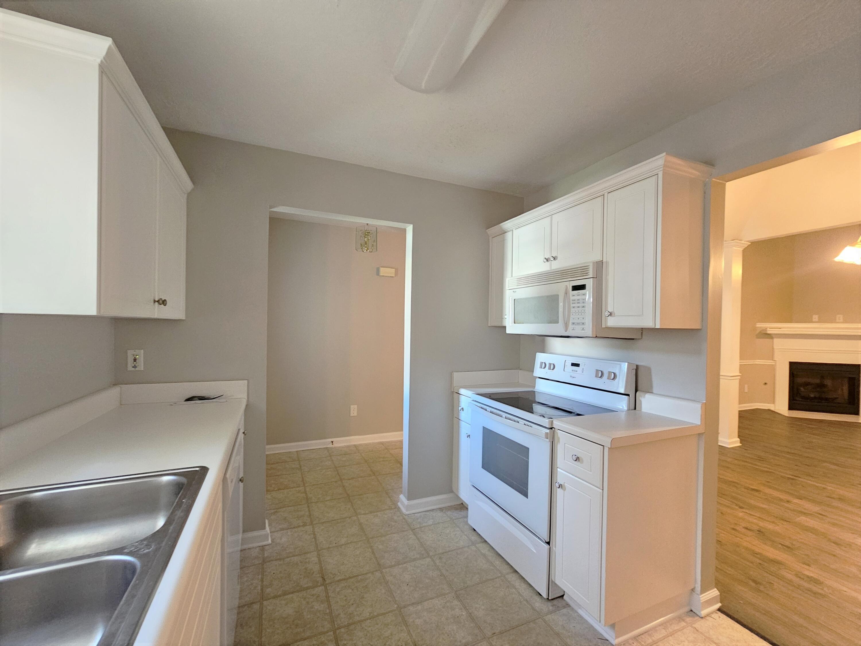 4724 Dursey Drive Property Photo 3