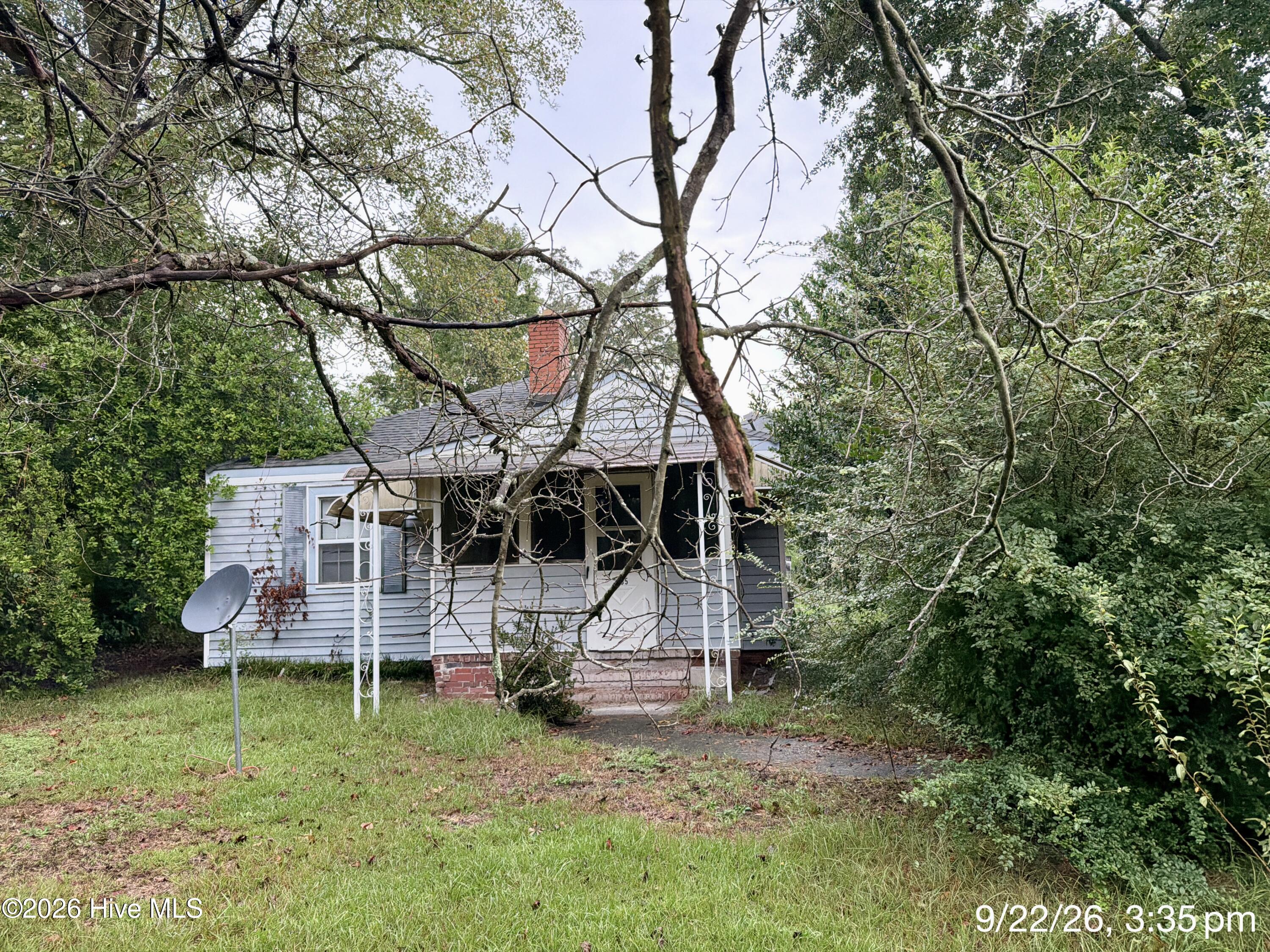 2135 Shirley Avenue Property Photo 3