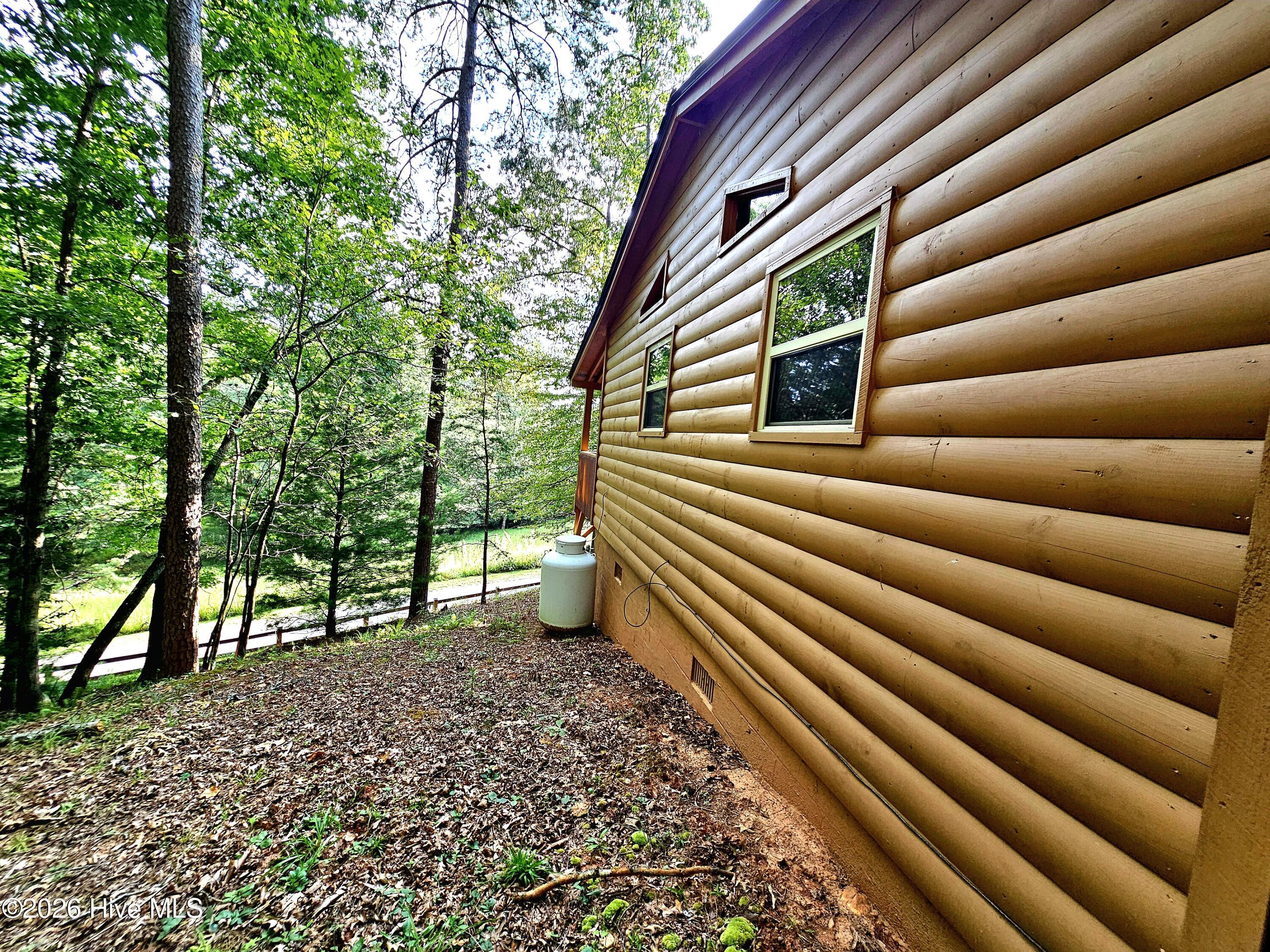 194 Leonard Lane Property Photo 10