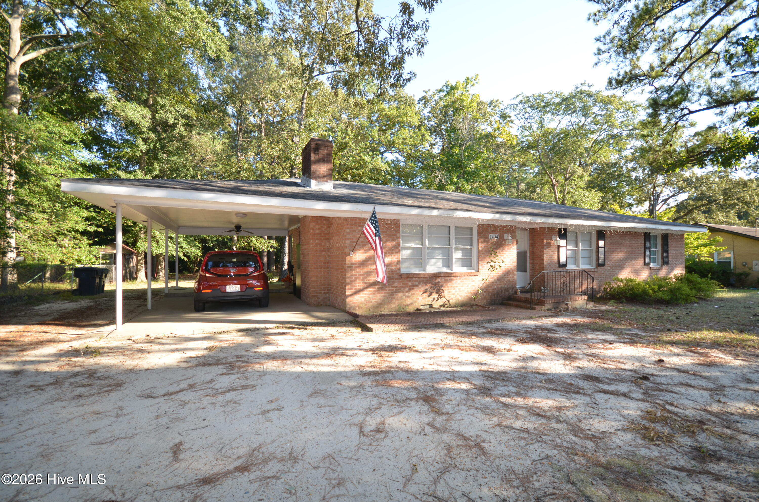 1704 N Berkeley Boulevard Property Photo 1