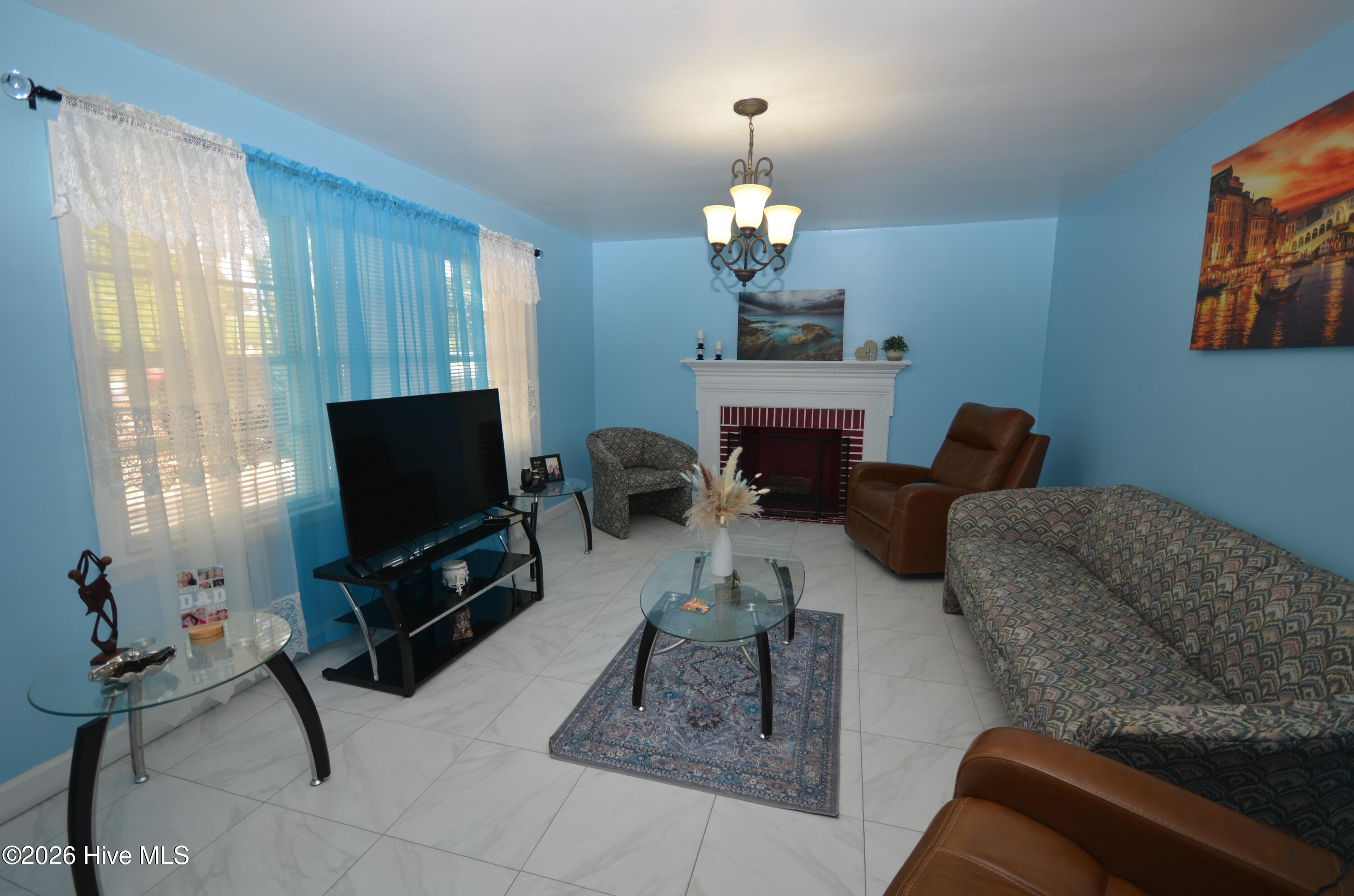 1704 N Berkeley Boulevard Property Photo 5
