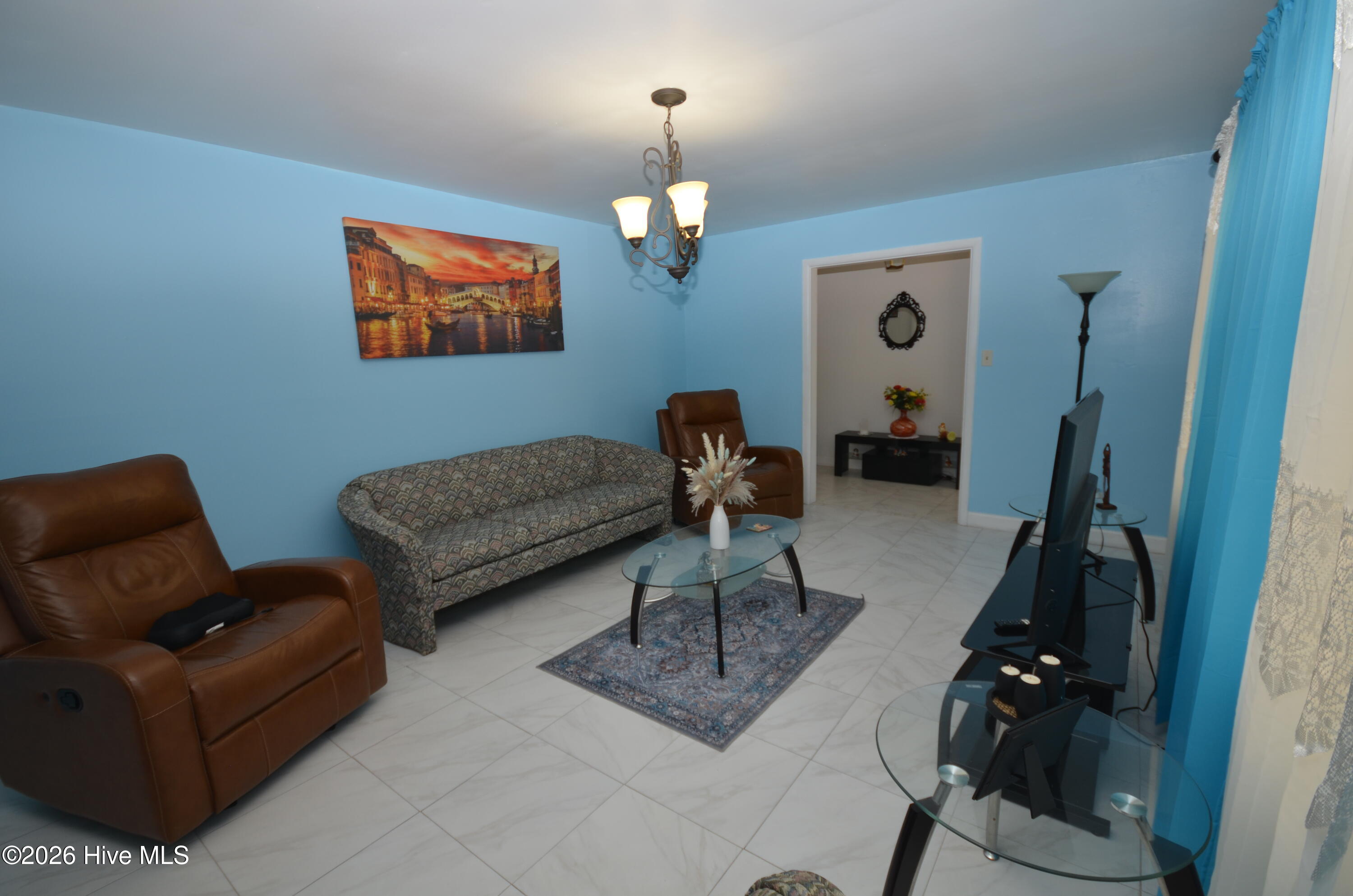 1704 N Berkeley Boulevard Property Photo 7