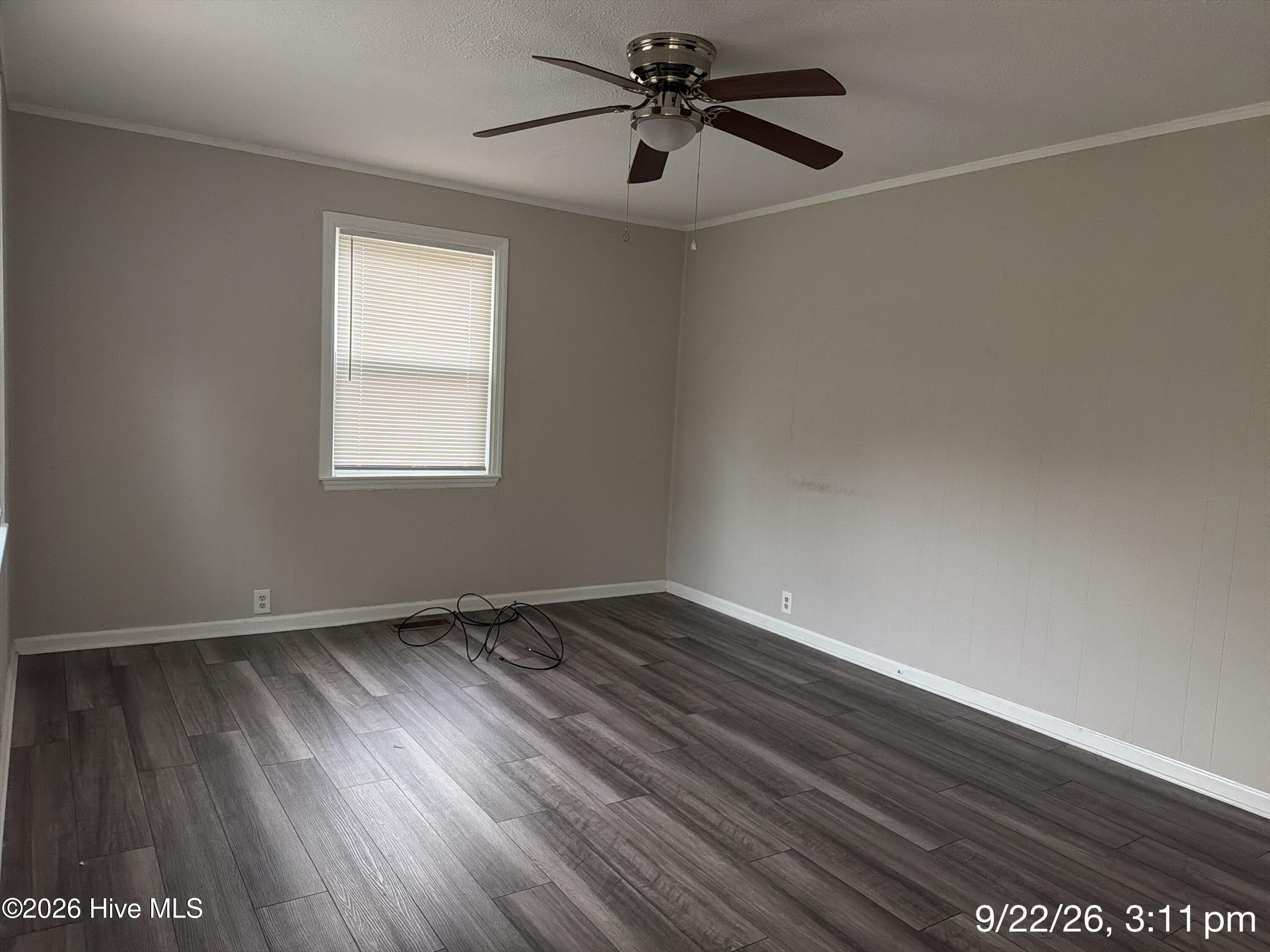 2816 King Street Property Photo 8