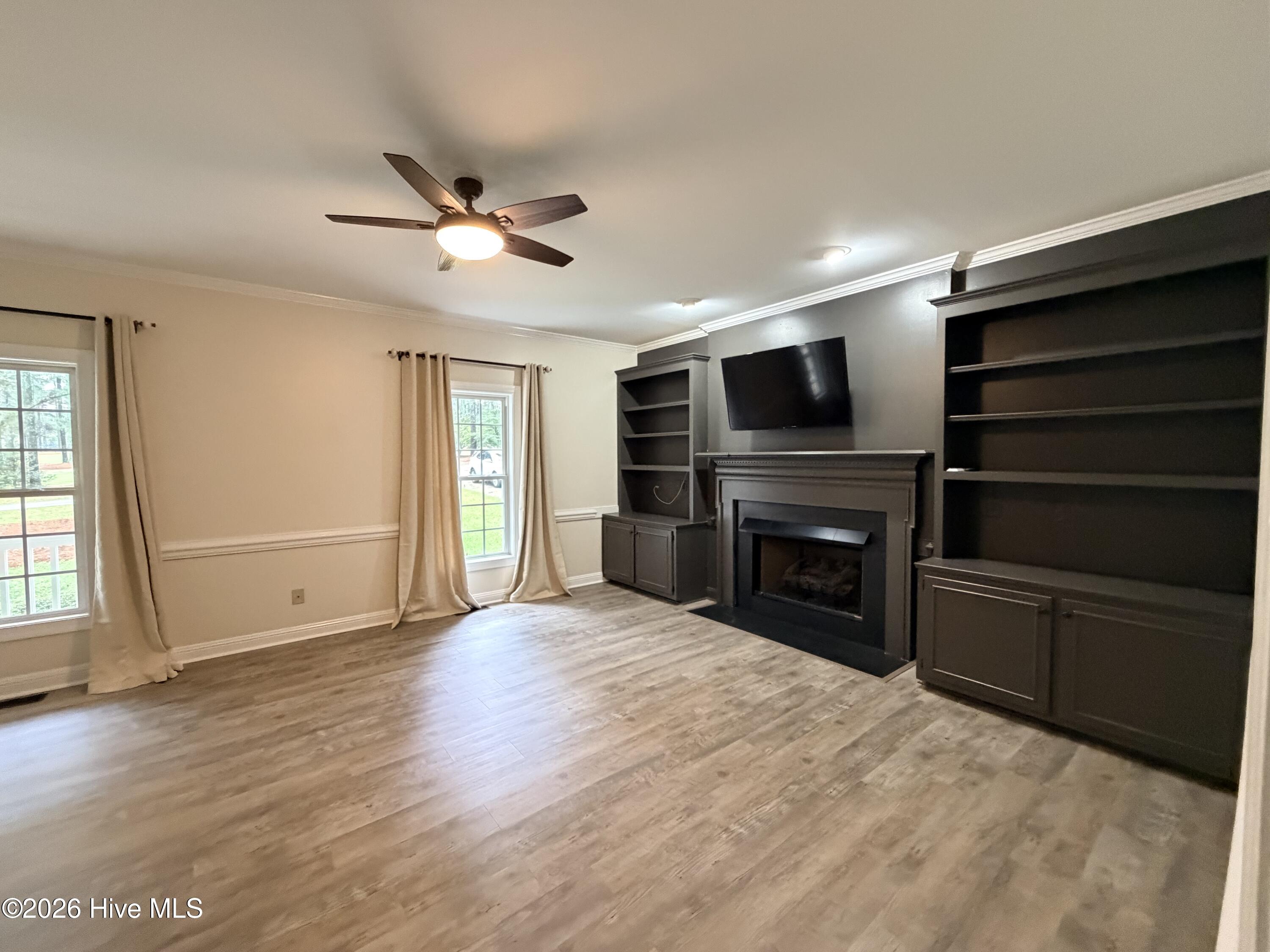 1702 Timberlane Drive Property Photo 4