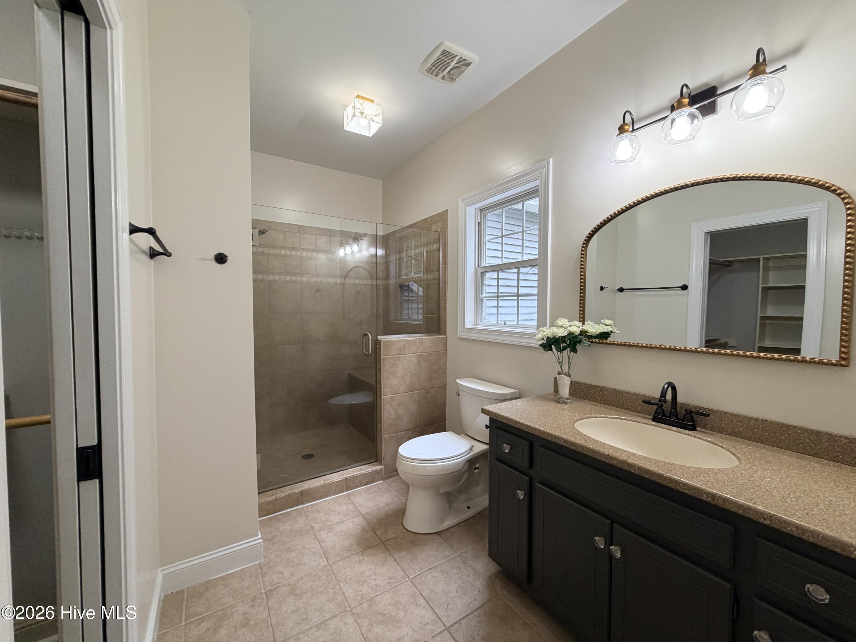 1702 Timberlane Drive Property Photo 18