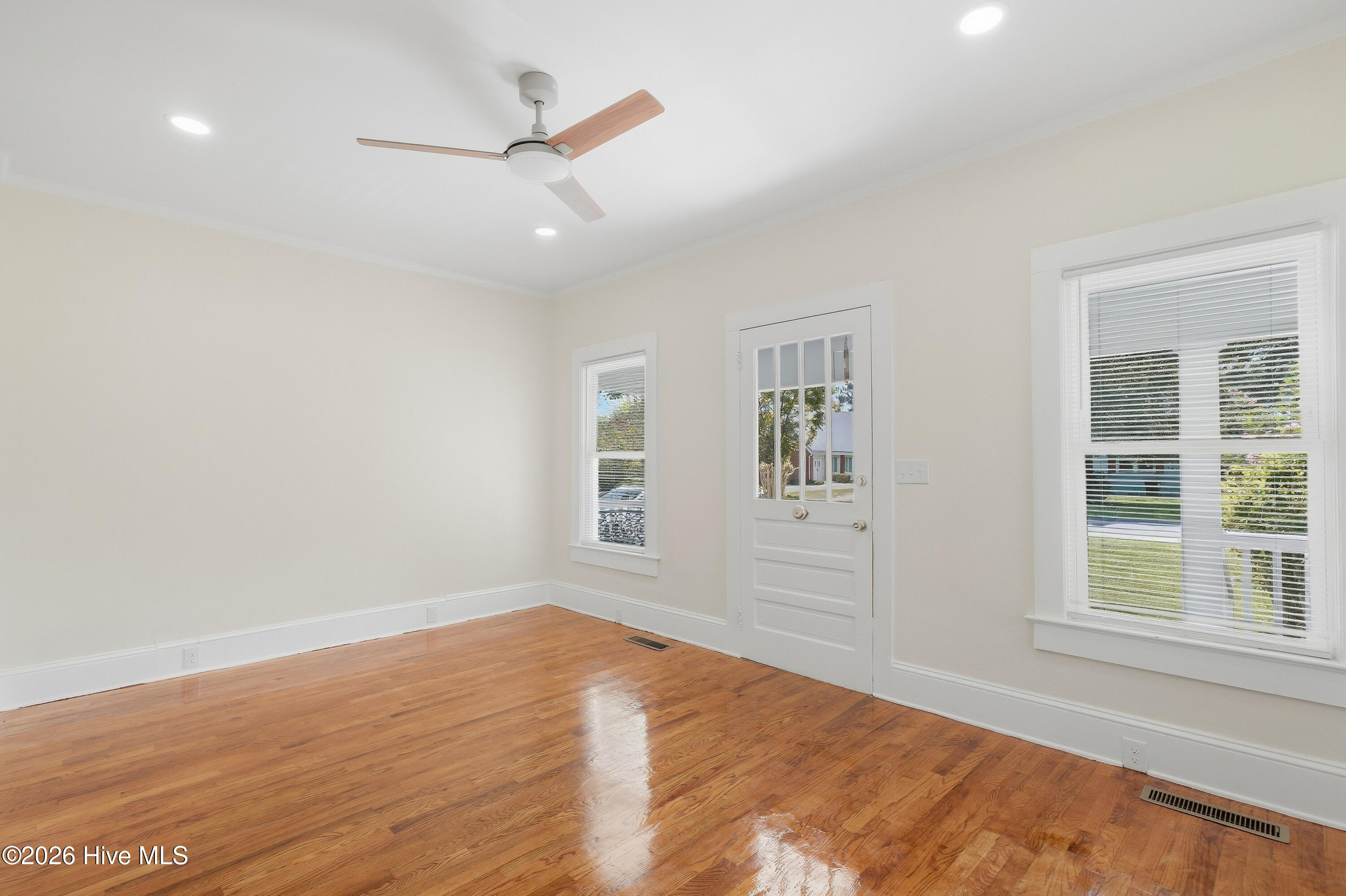 1708 Lucerne Way Property Photo 10