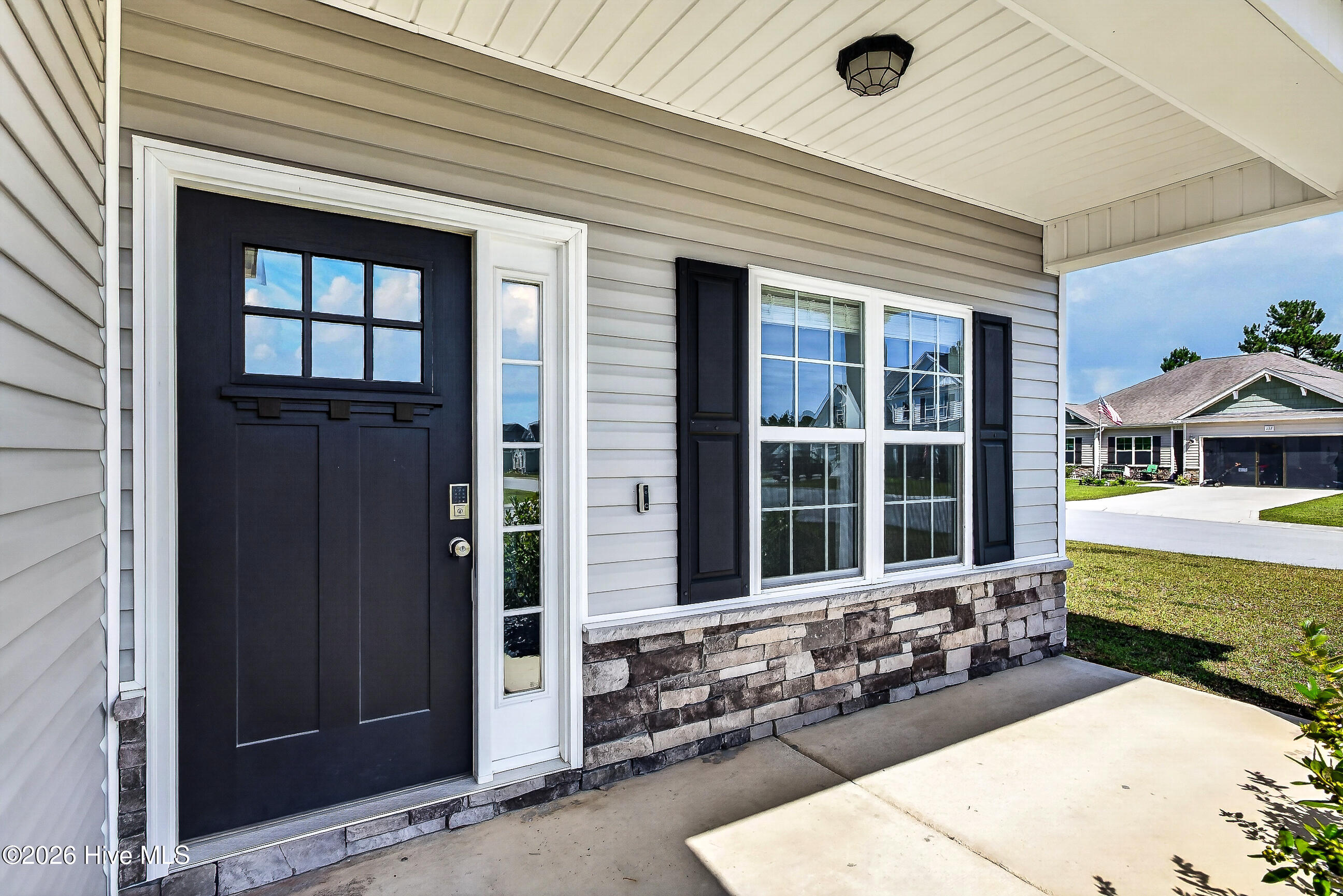 500 Transom Way Property Photo 5