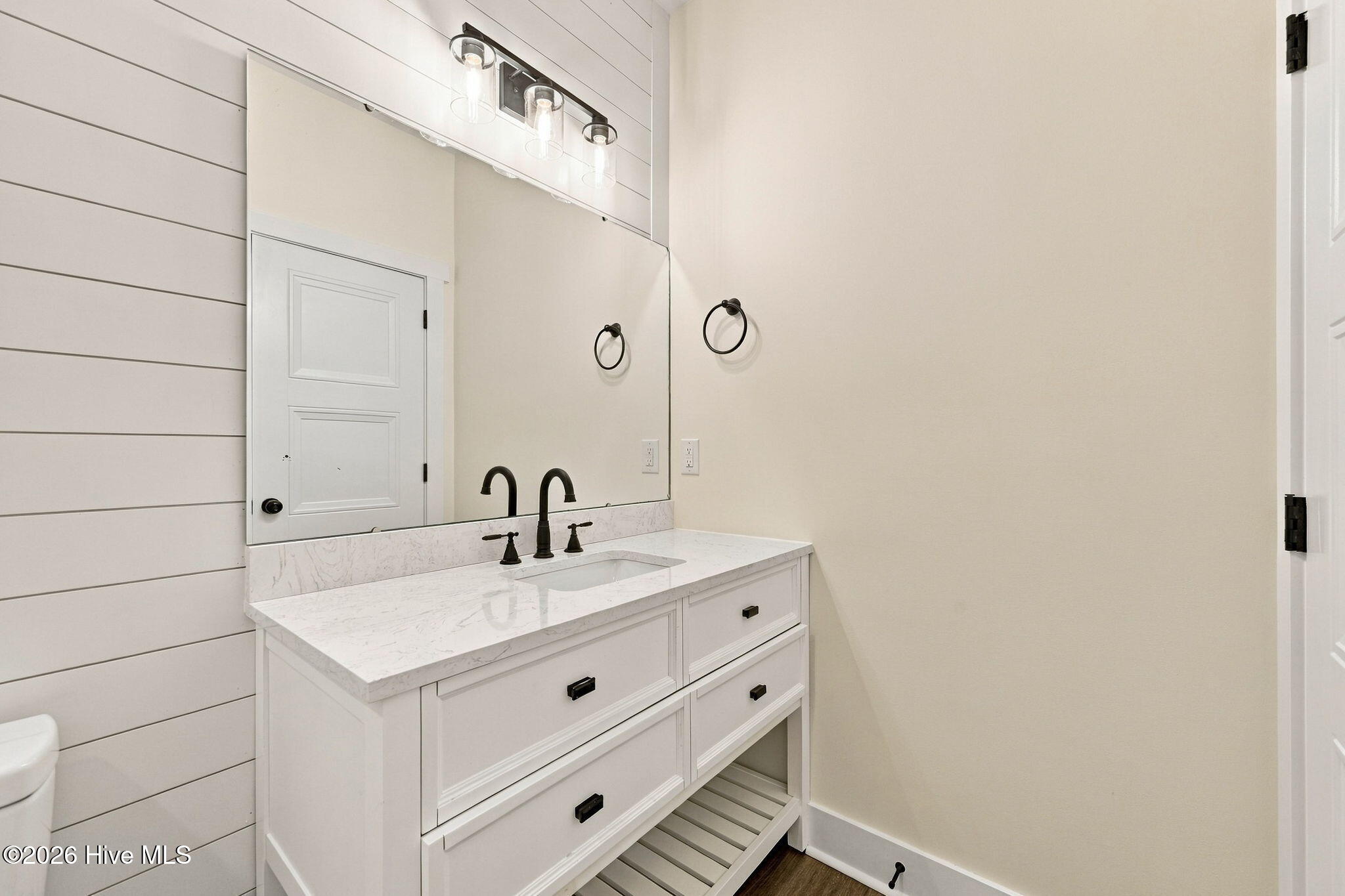 1671 Nc 111 Property Photo 33