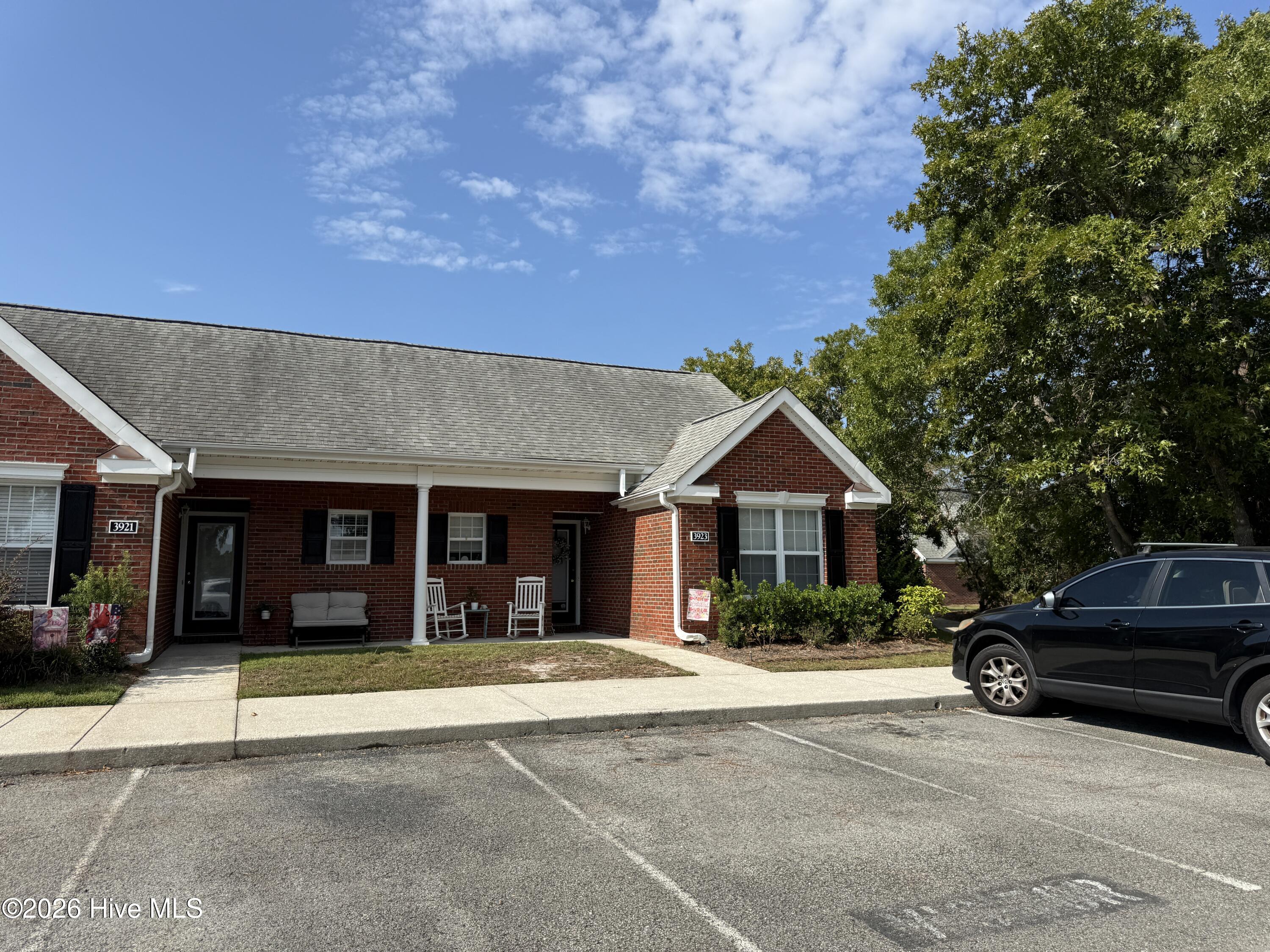 3923 Merestone Drive Property Photo 2