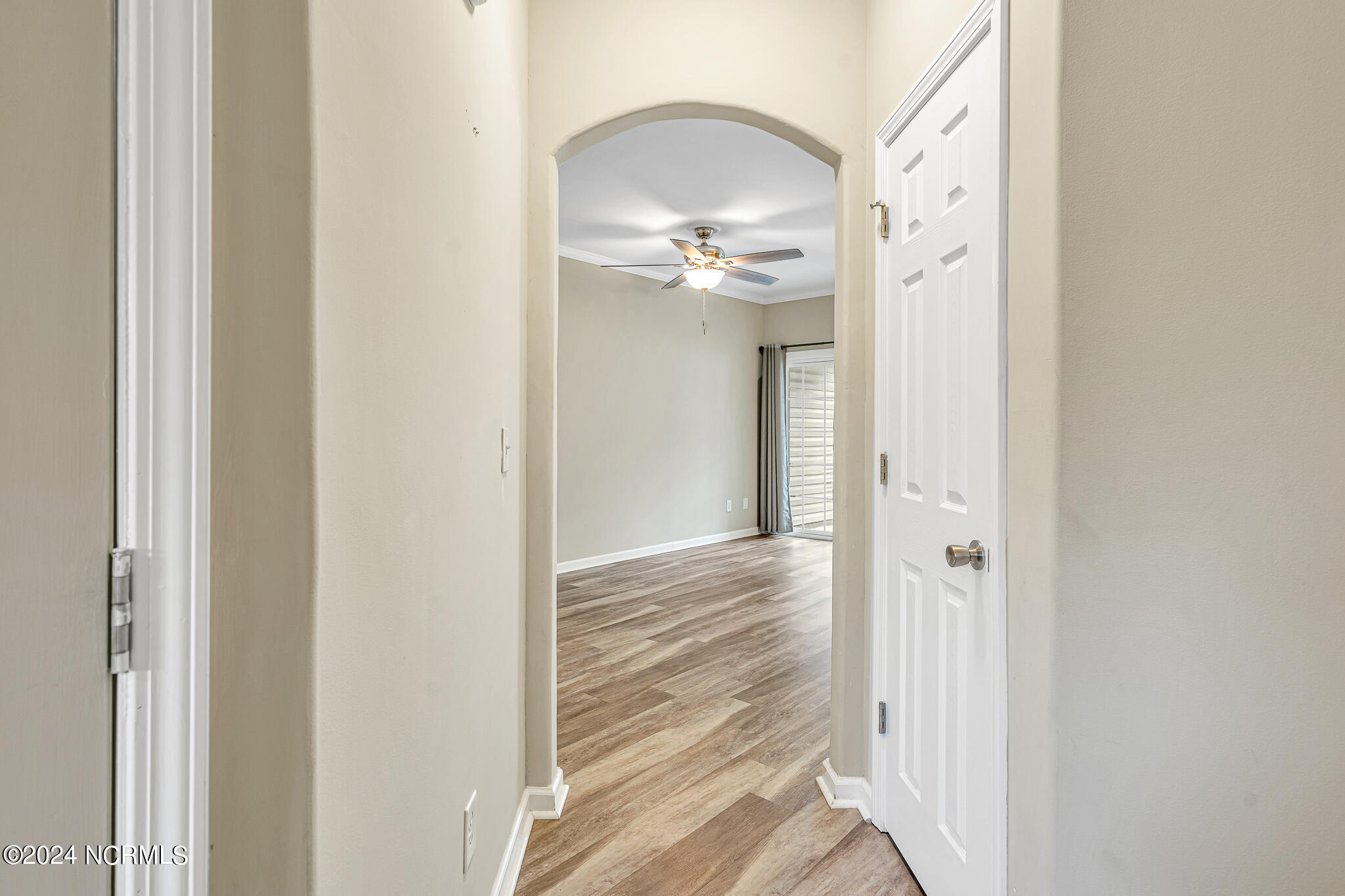 310 Cedar Island Trail Property Photo 4