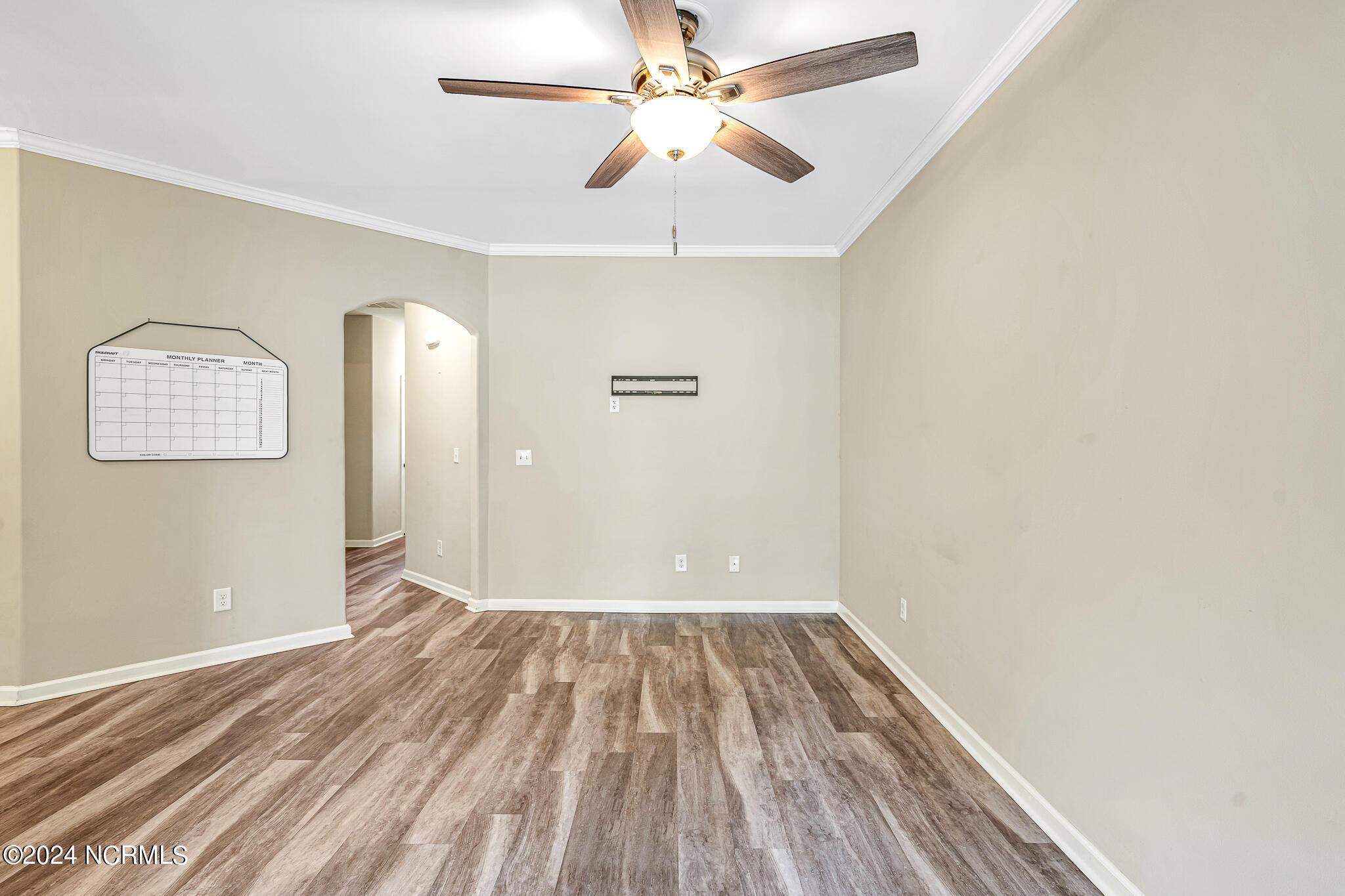 310 Cedar Island Trail Property Photo 8