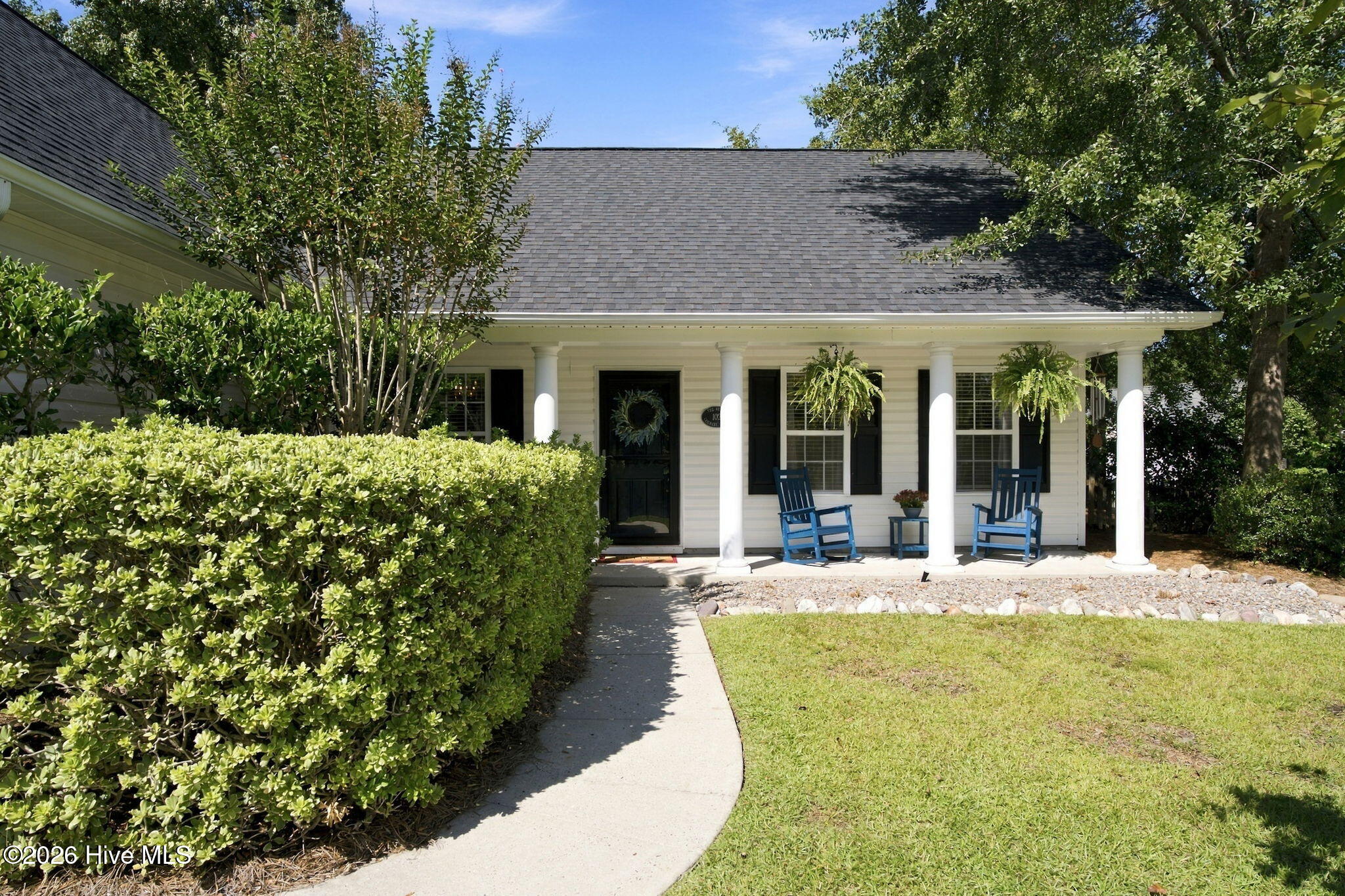 102 Grasmere Court Property Photo 3