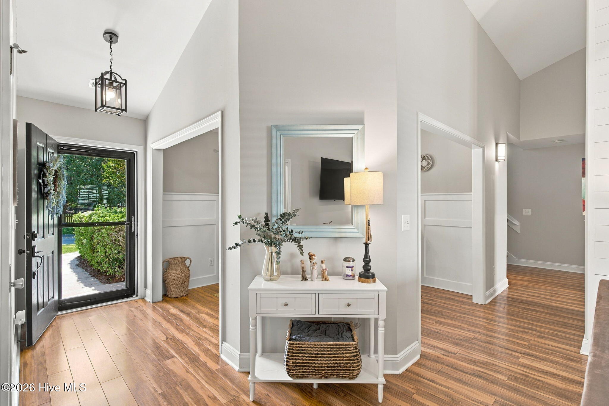 102 Grasmere Court Property Photo 4