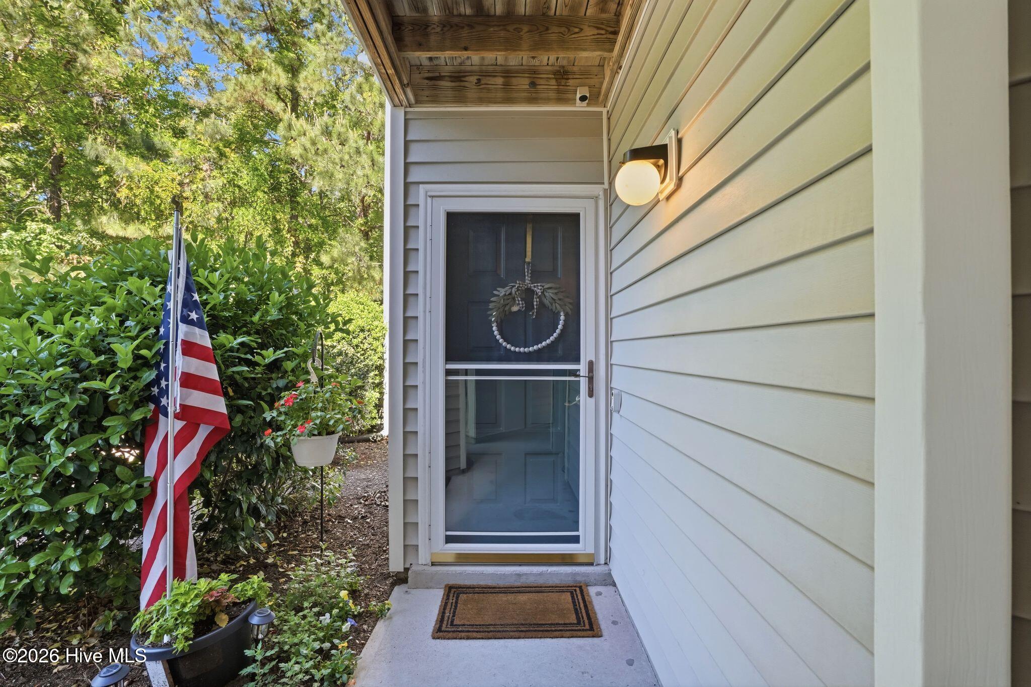 4108 Breezewood Drive Apt 101 Property Photo 2
