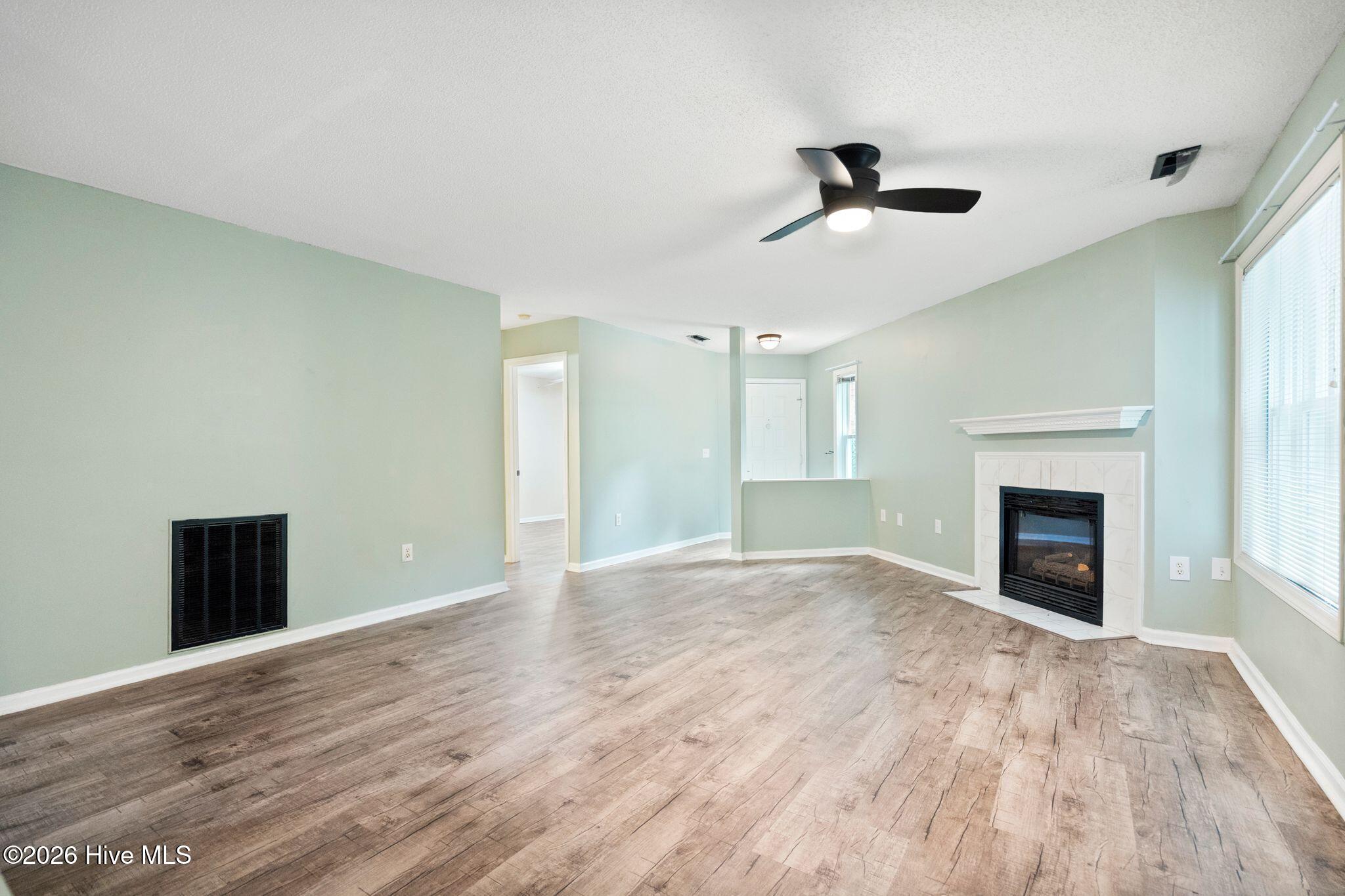4108 Breezewood Drive Apt 101 Property Photo 7