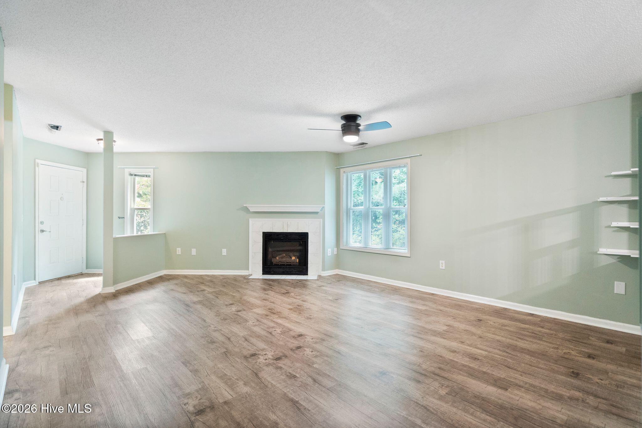 4108 Breezewood Drive Apt 101 Property Photo 9